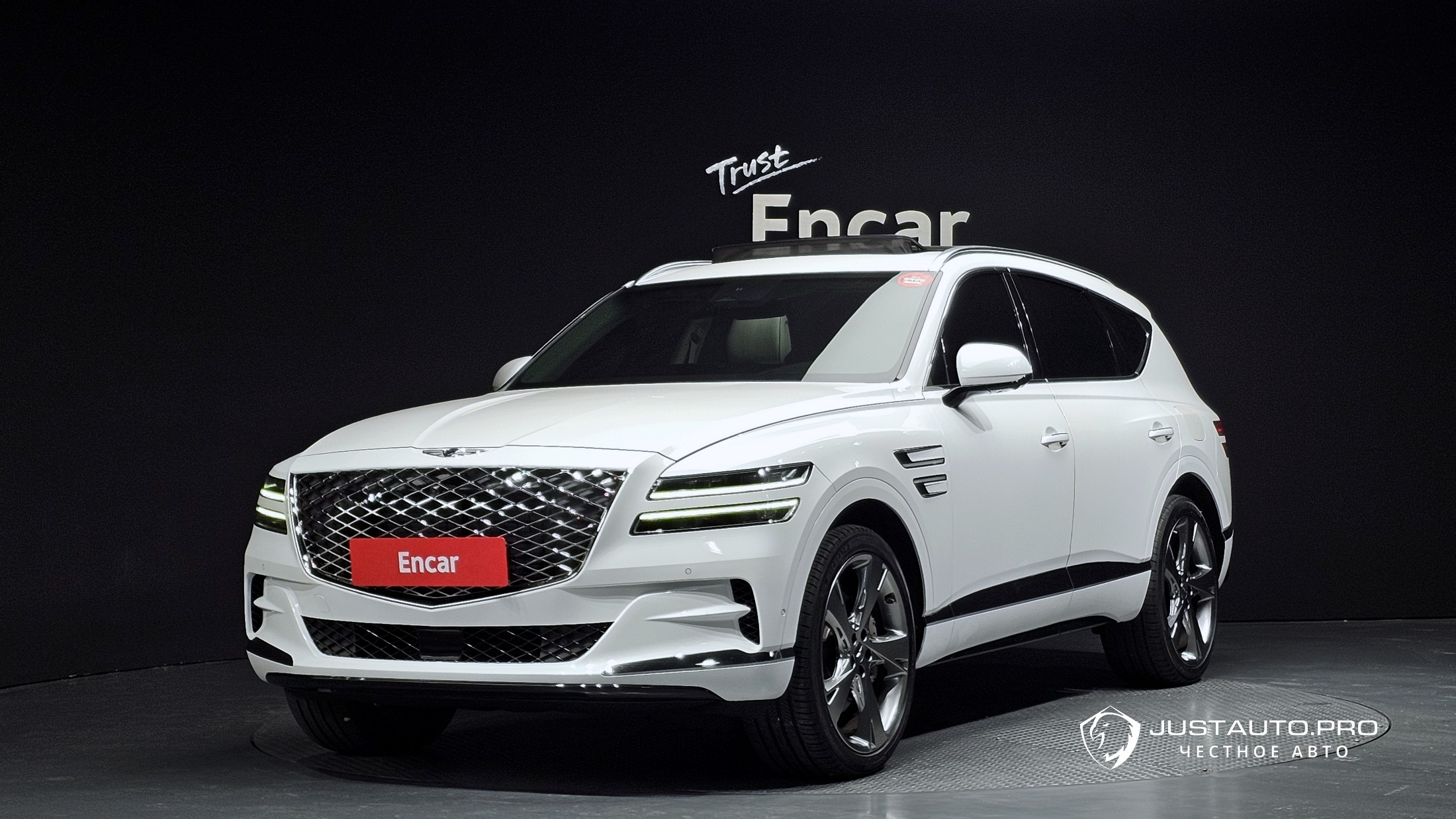 Автомобиль Genesis GV80