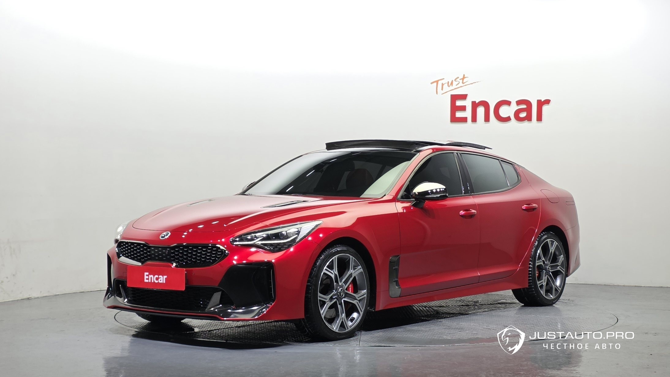 Автомобиль Kia Stinger