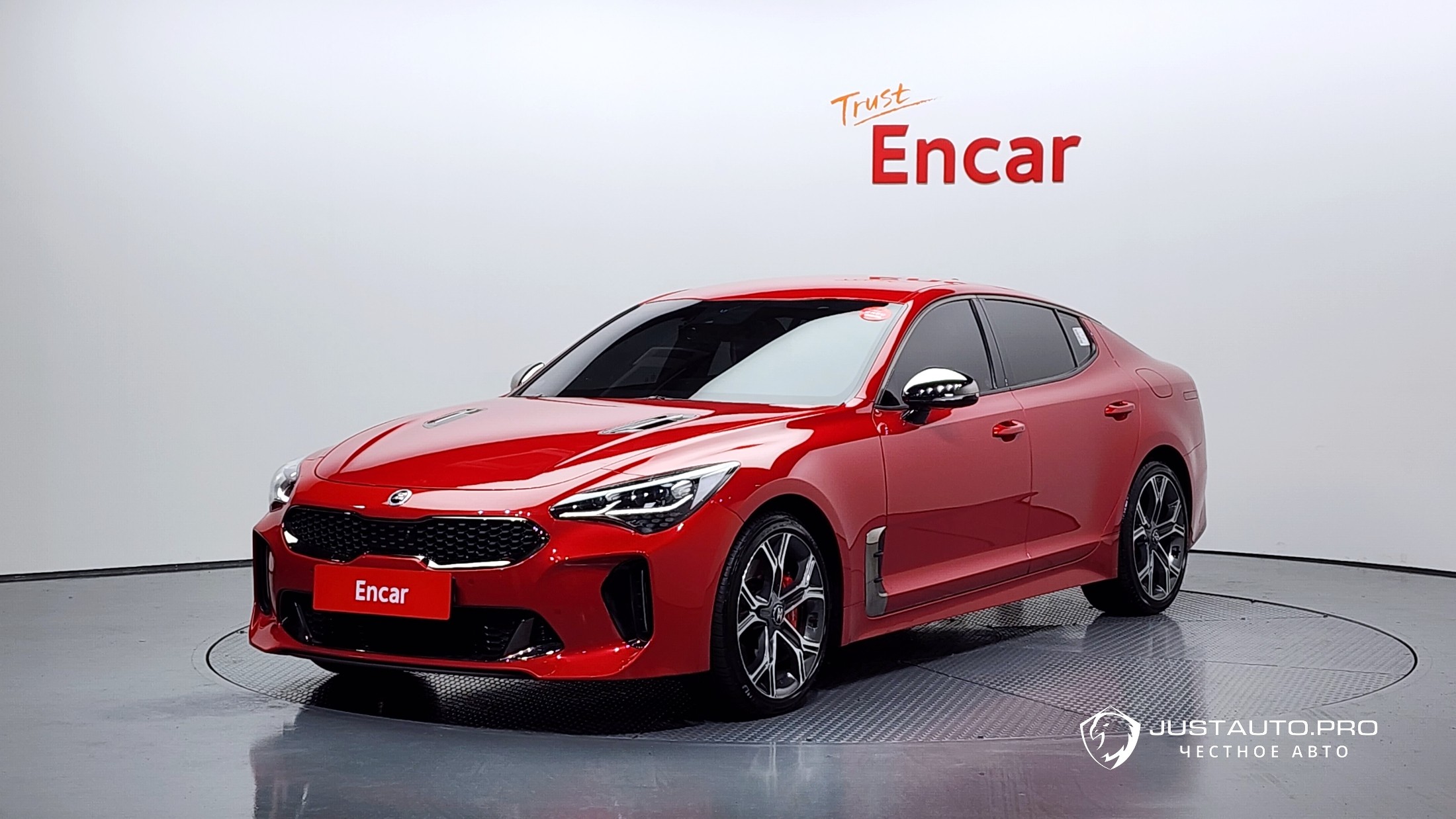 Автомобиль Kia Stinger