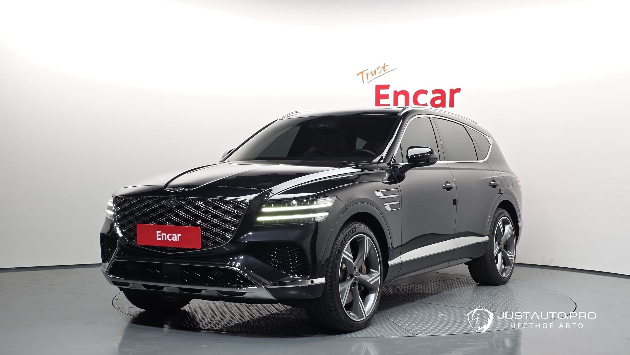 Автомобиль Genesis GV80