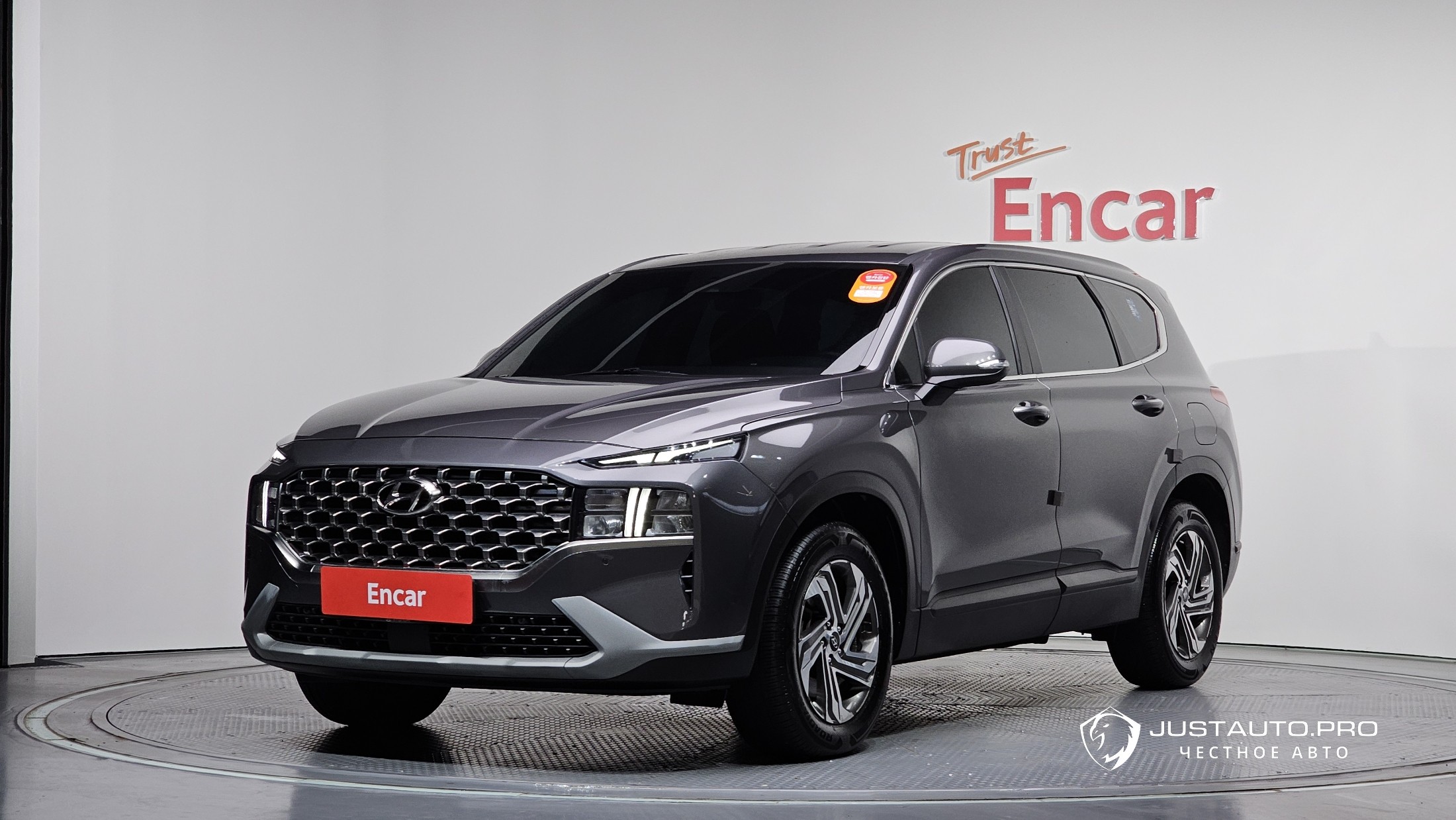 Автомобиль Hyundai Santafe