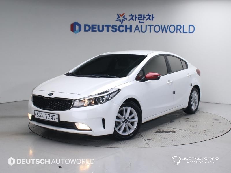 Автомобиль Kia K3