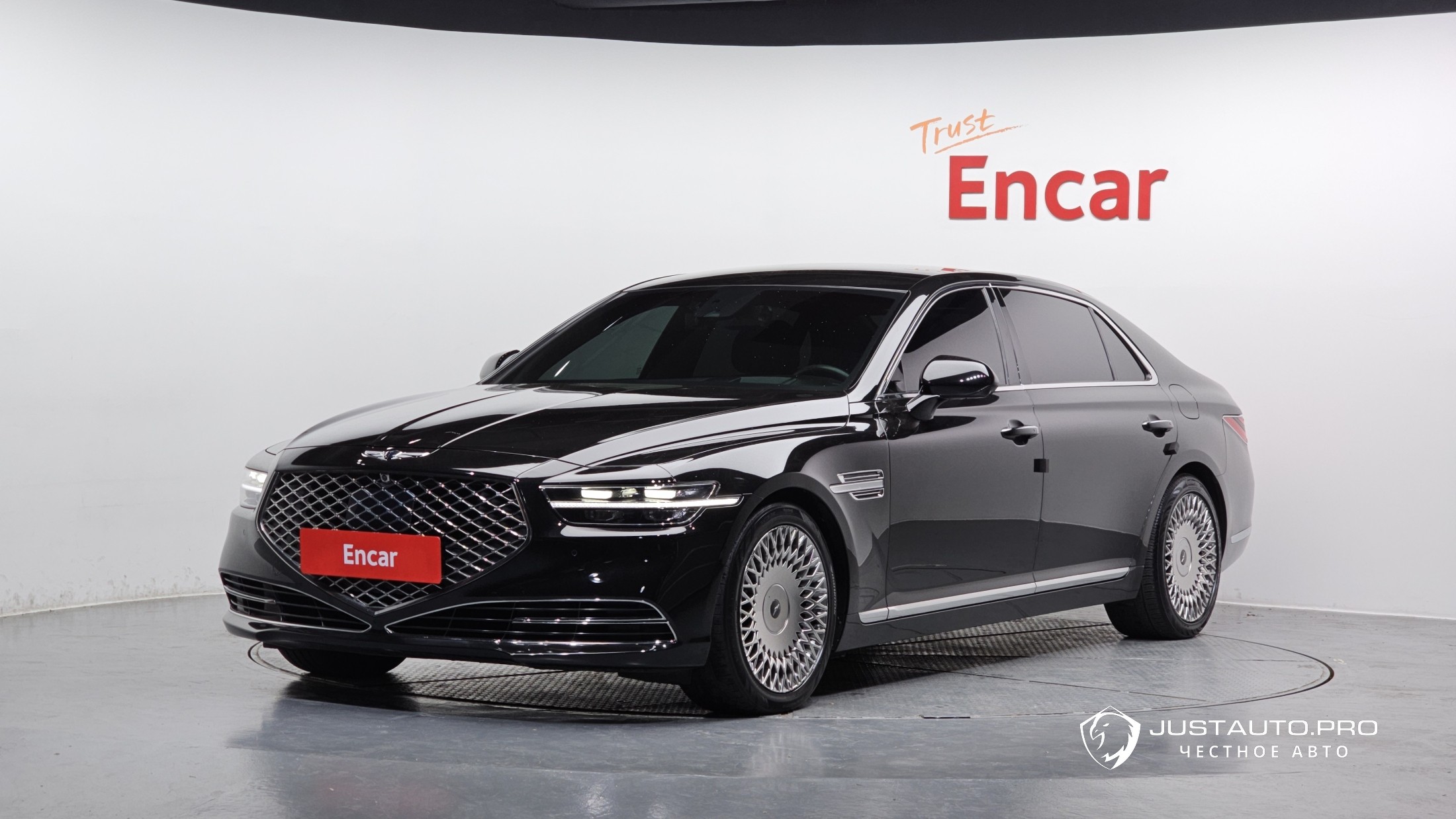 Автомобиль Genesis G90