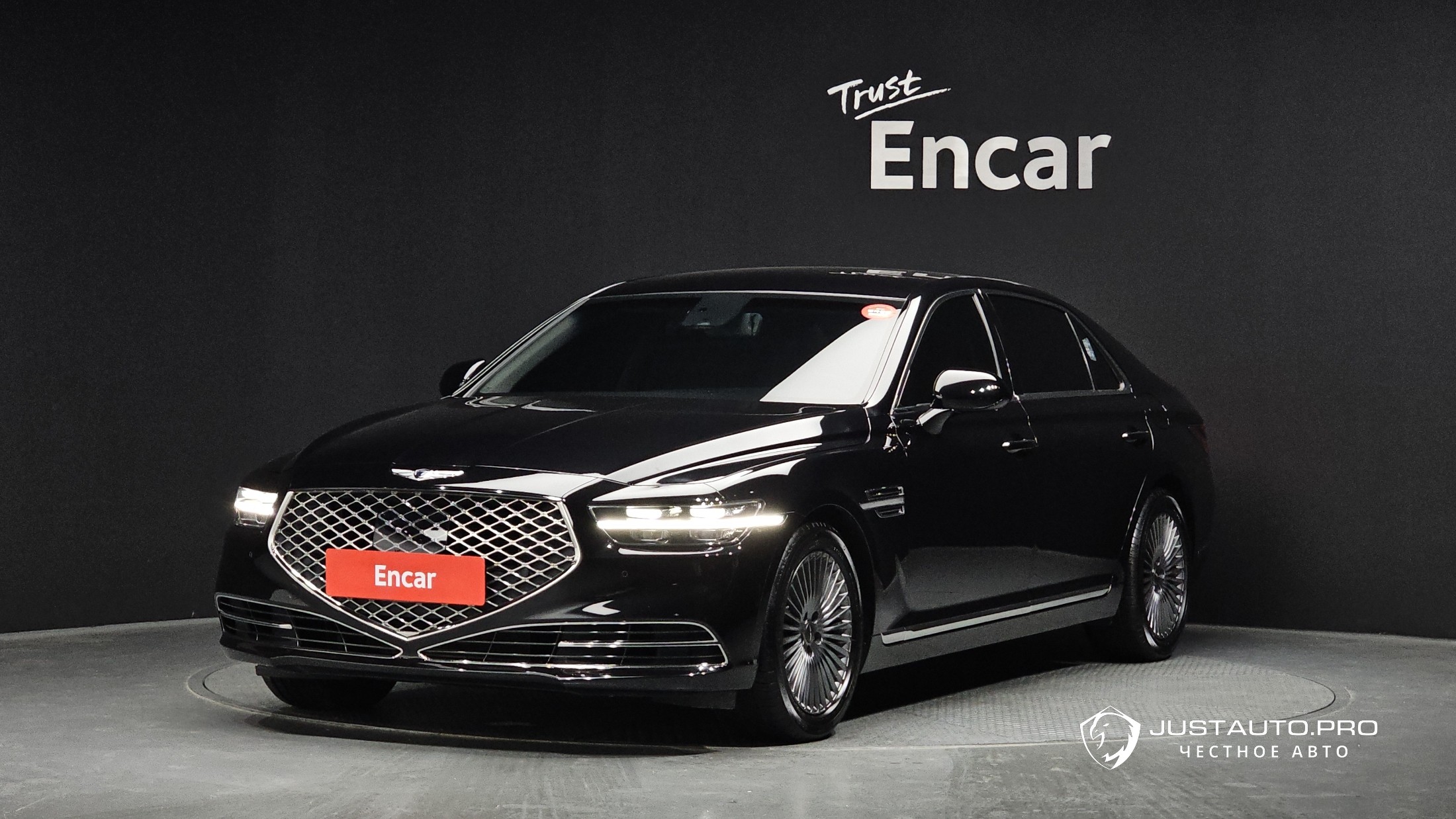 Автомобиль Genesis G90
