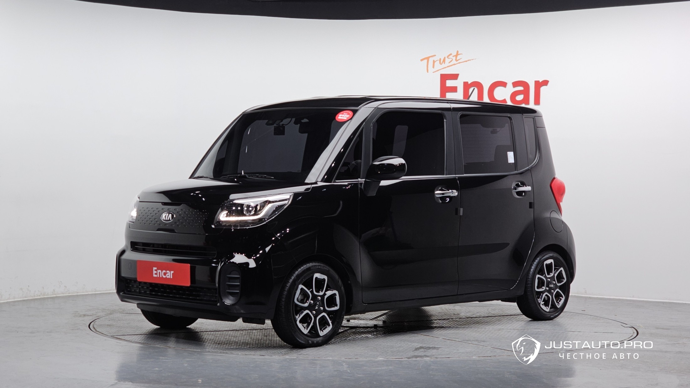 Автомобиль Kia RAY