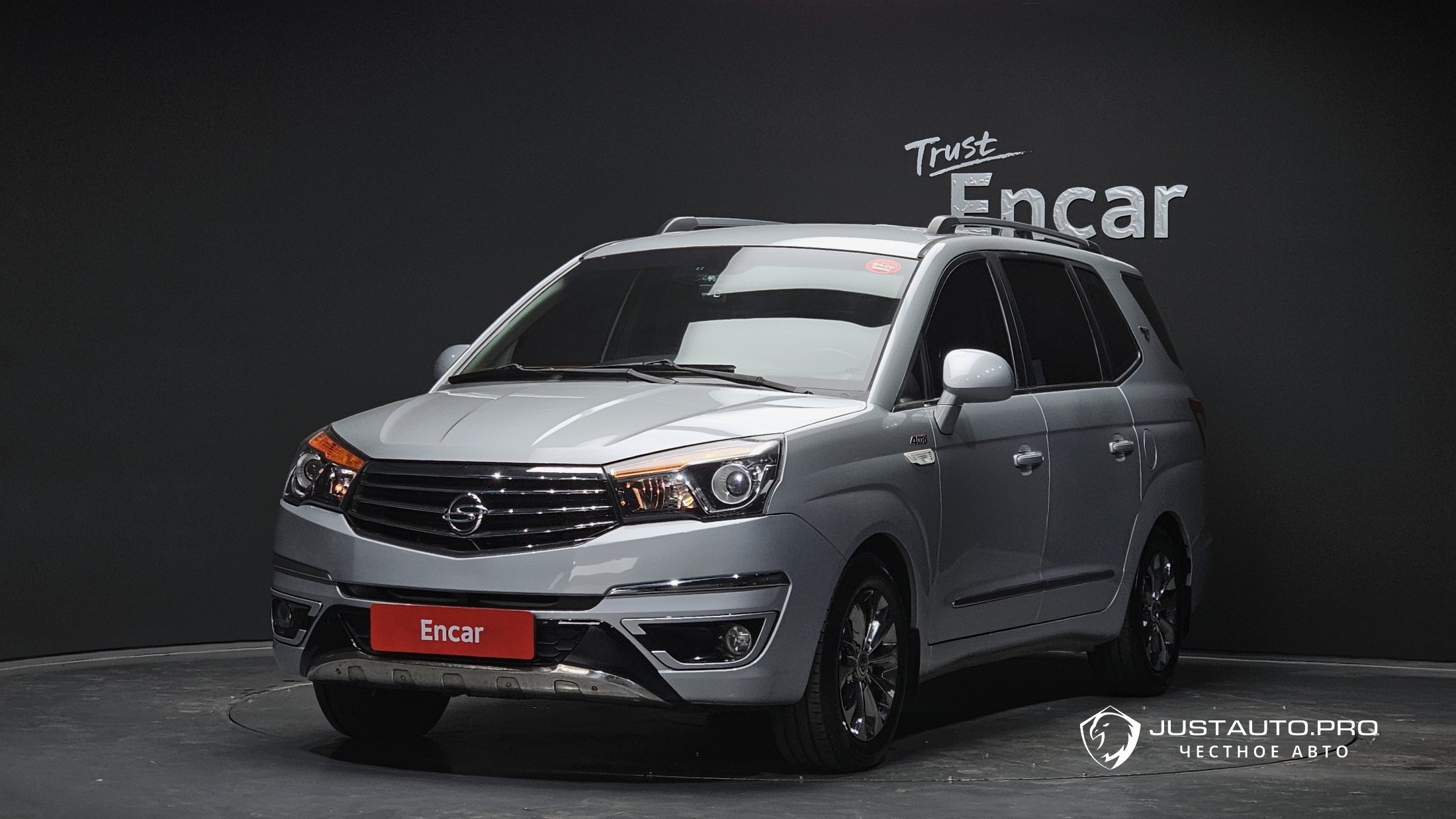 Автомобиль KG_Mobility_Ssangyong KORANDO