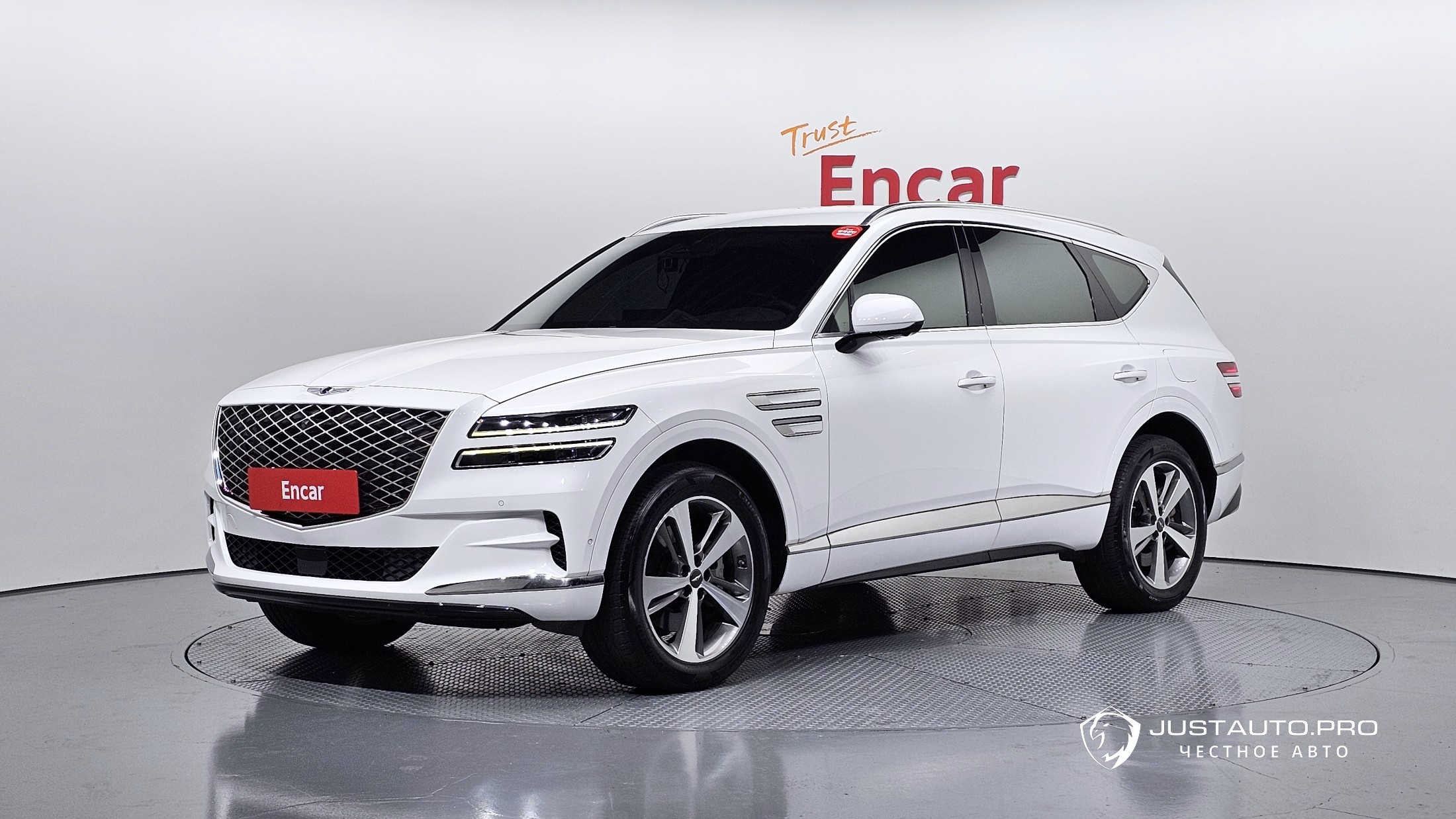 Автомобиль Genesis GV80