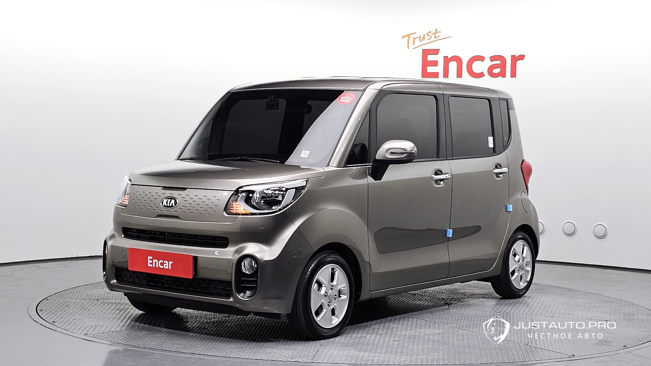 Автомобиль Kia RAY