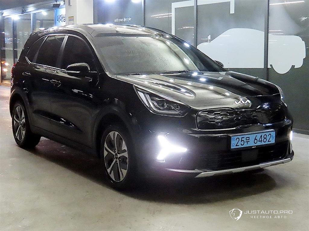 Автомобиль Kia Niro