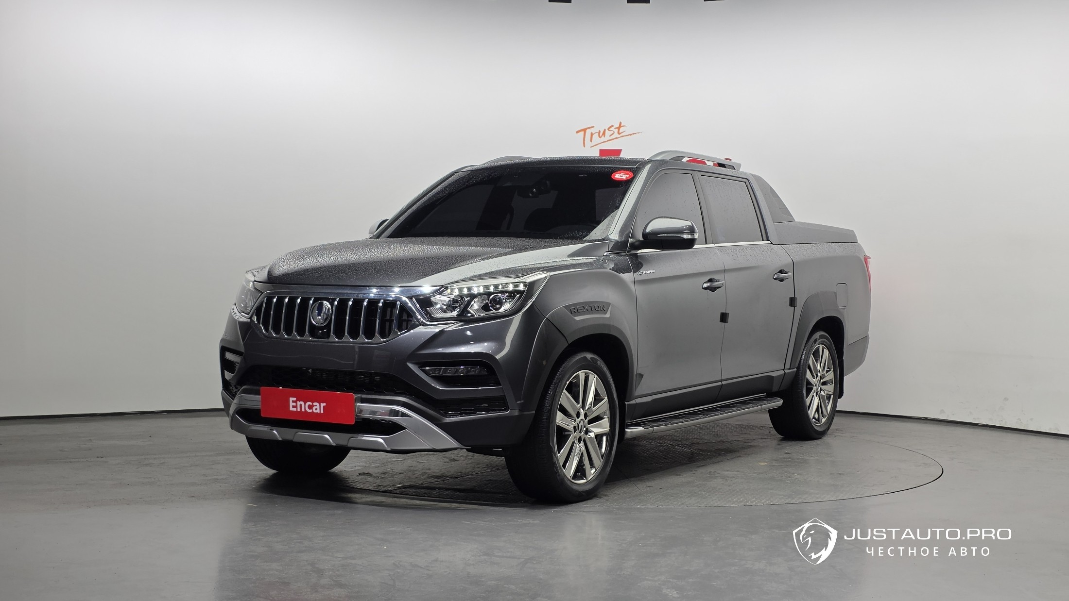 Автомобиль KG_Mobility_Ssangyong Rexton