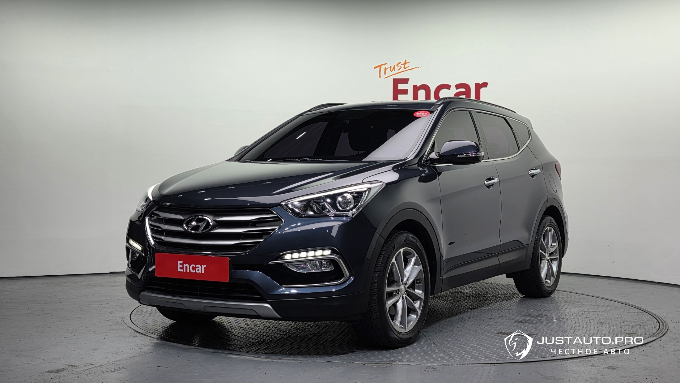 Автомобиль Hyundai Santafe