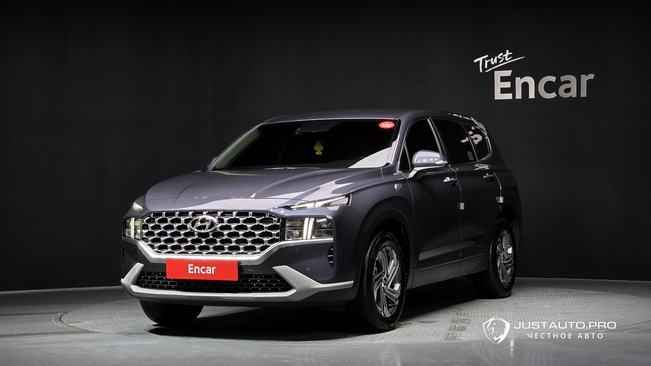 Автомобиль Hyundai Santafe