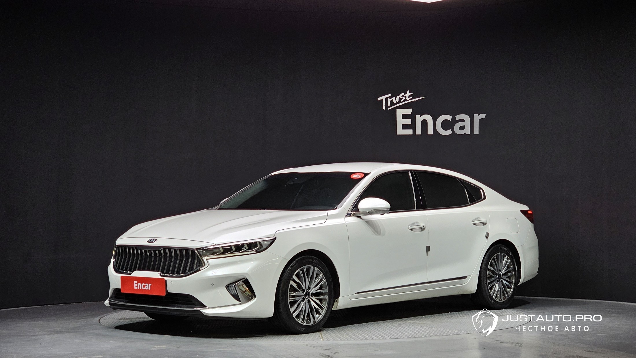 Автомобиль Kia K7