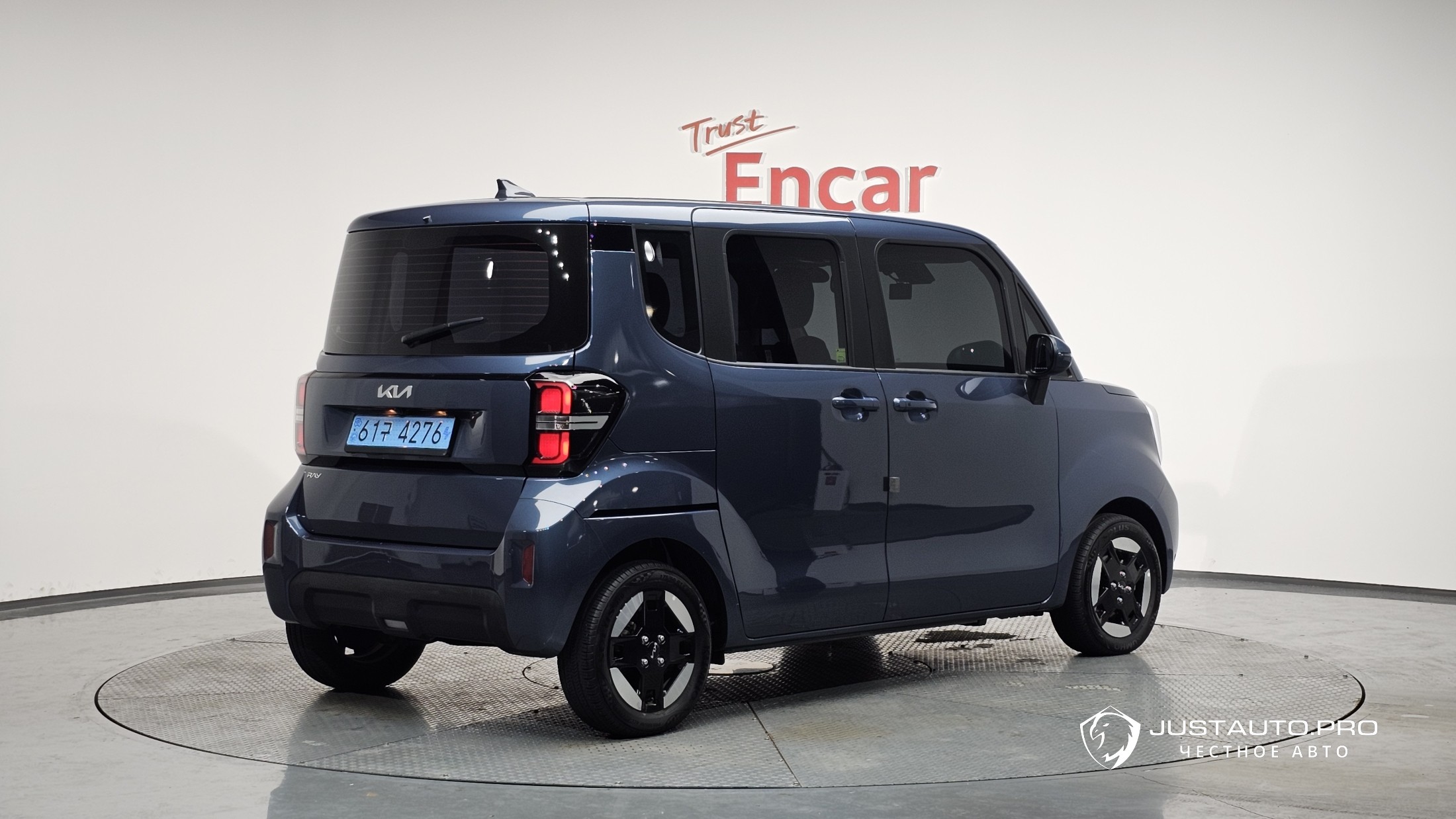 Автомобиль Kia RAY