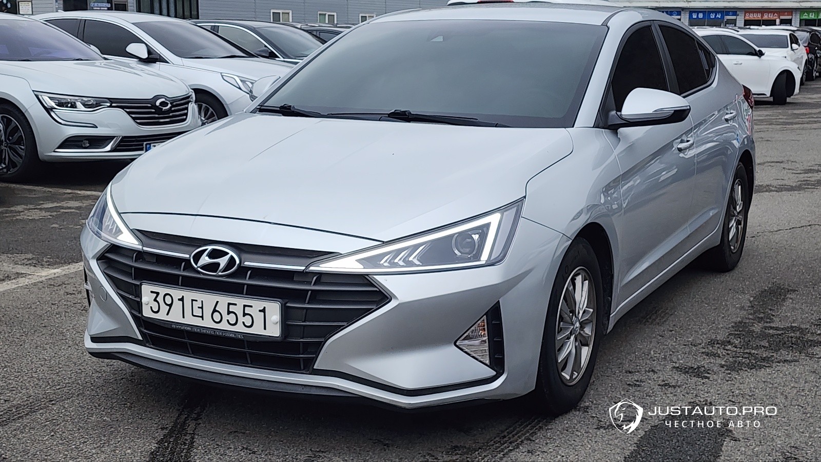 Автомобиль Hyundai AVANTE