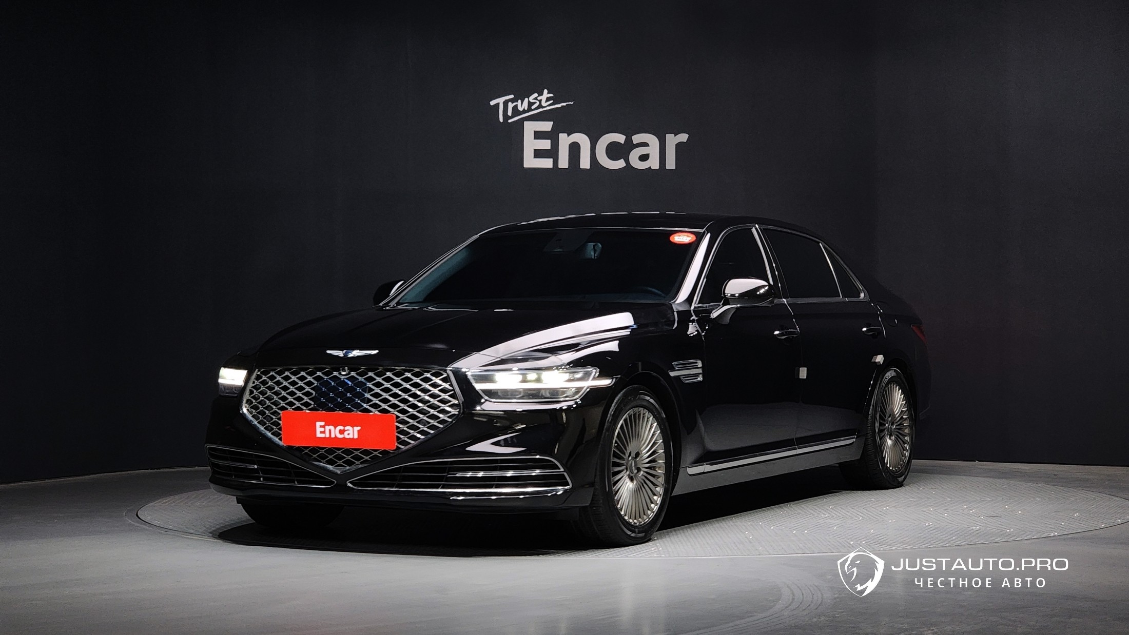Автомобиль Genesis G90