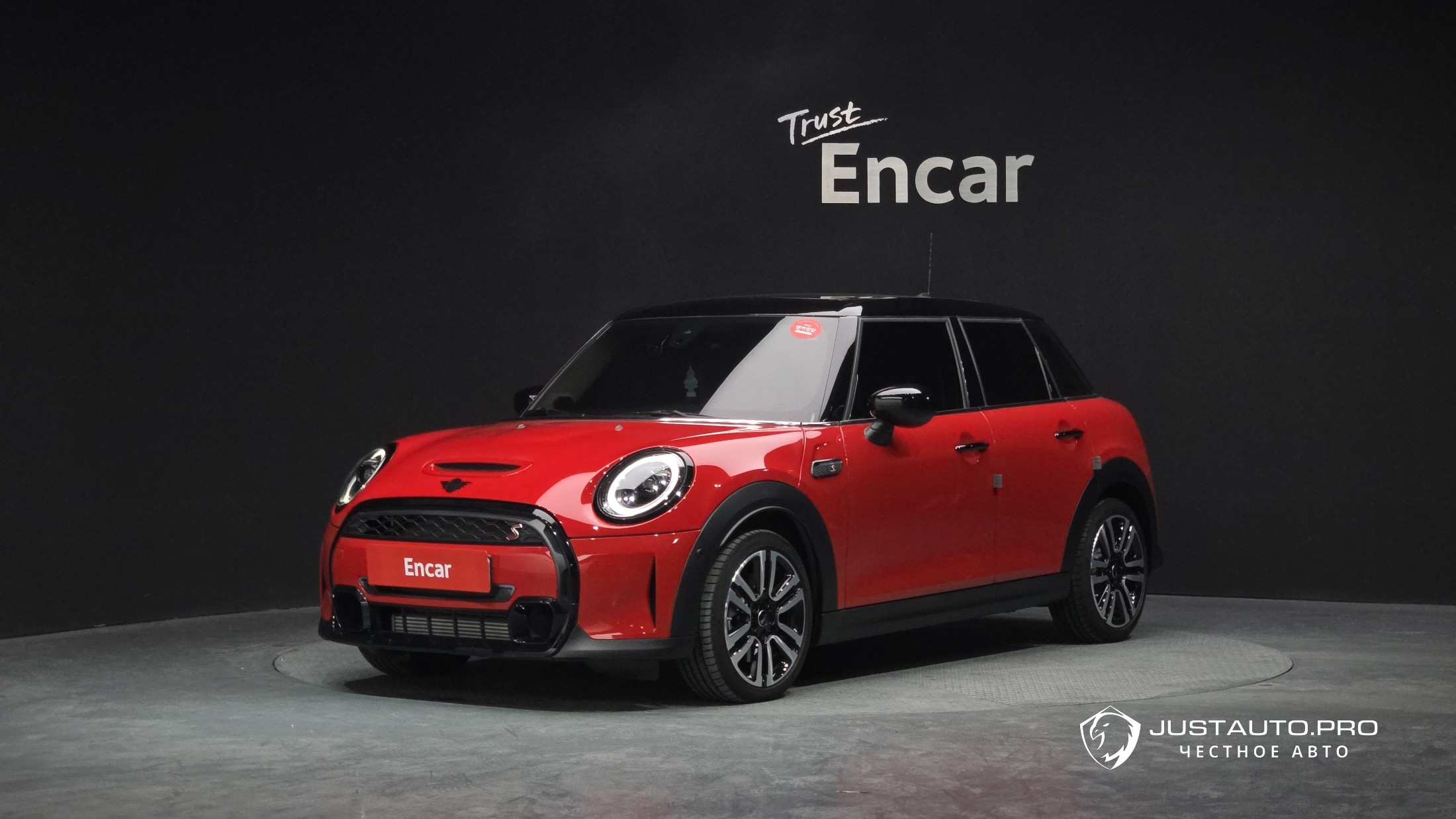 Автомобиль Mini Cooper