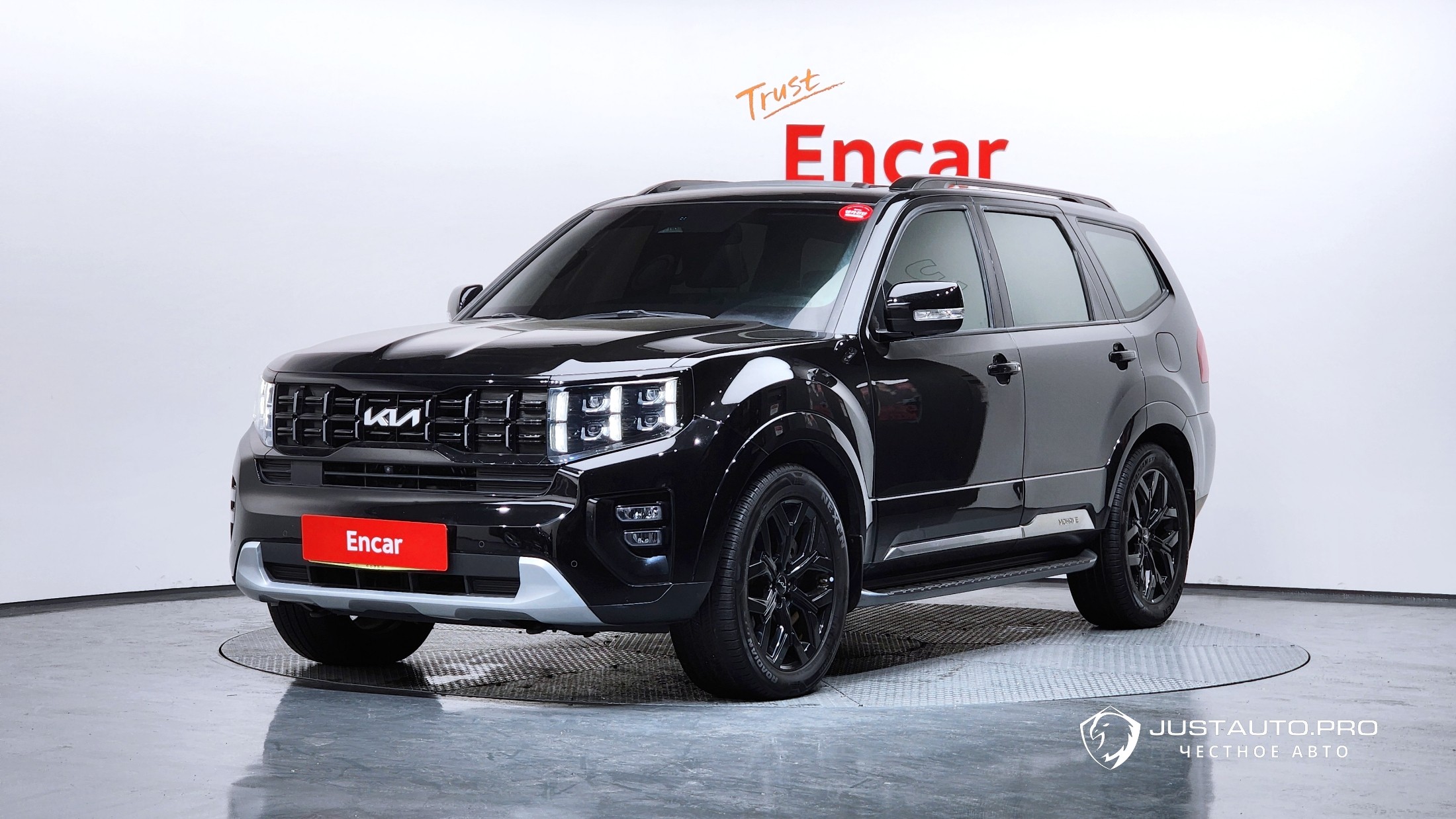 Автомобиль Kia Mohave