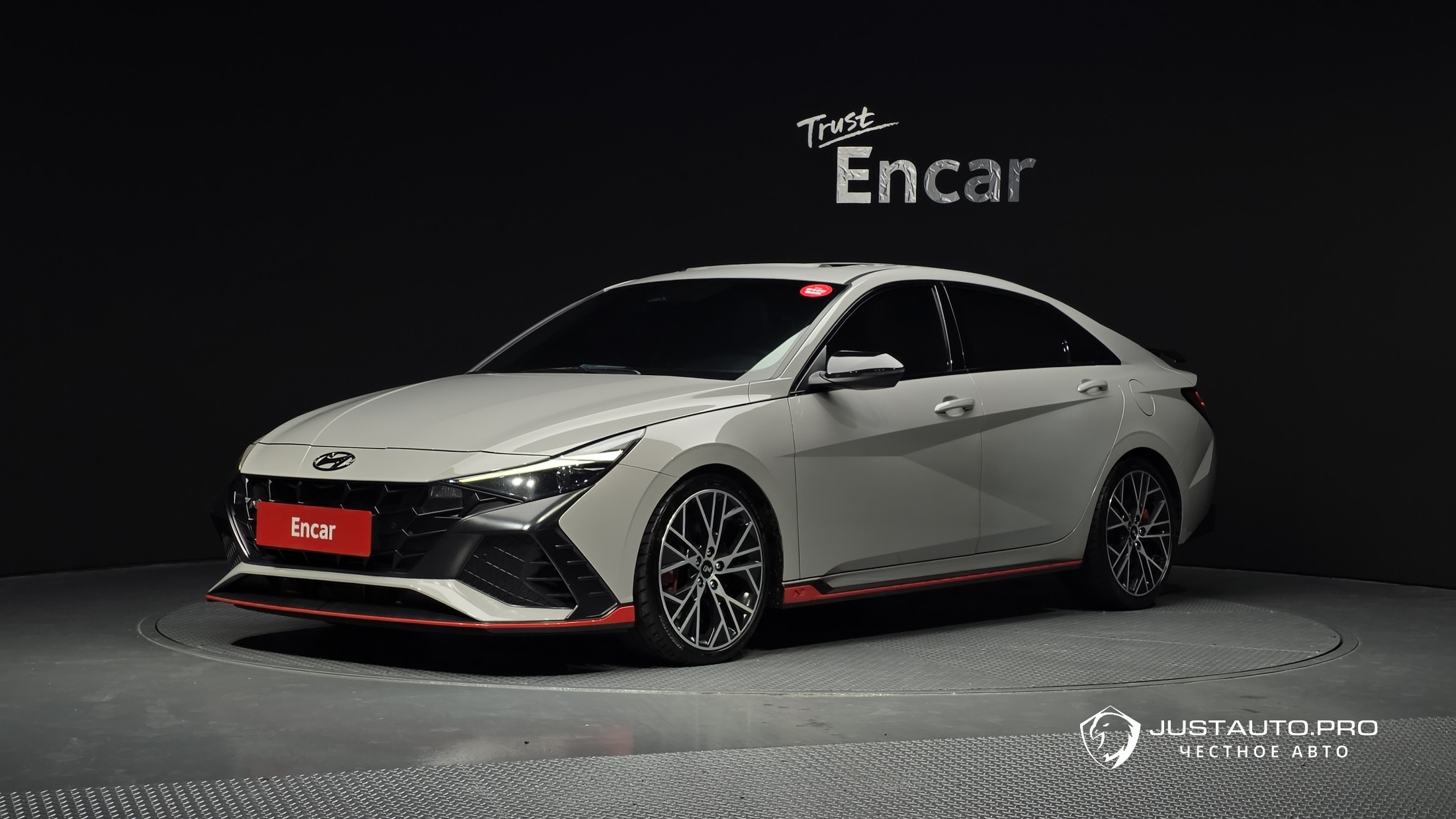 Автомобиль Hyundai AVANTE