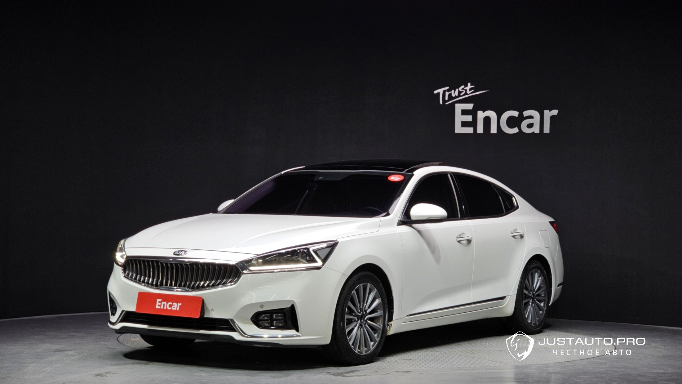 Автомобиль Kia K7