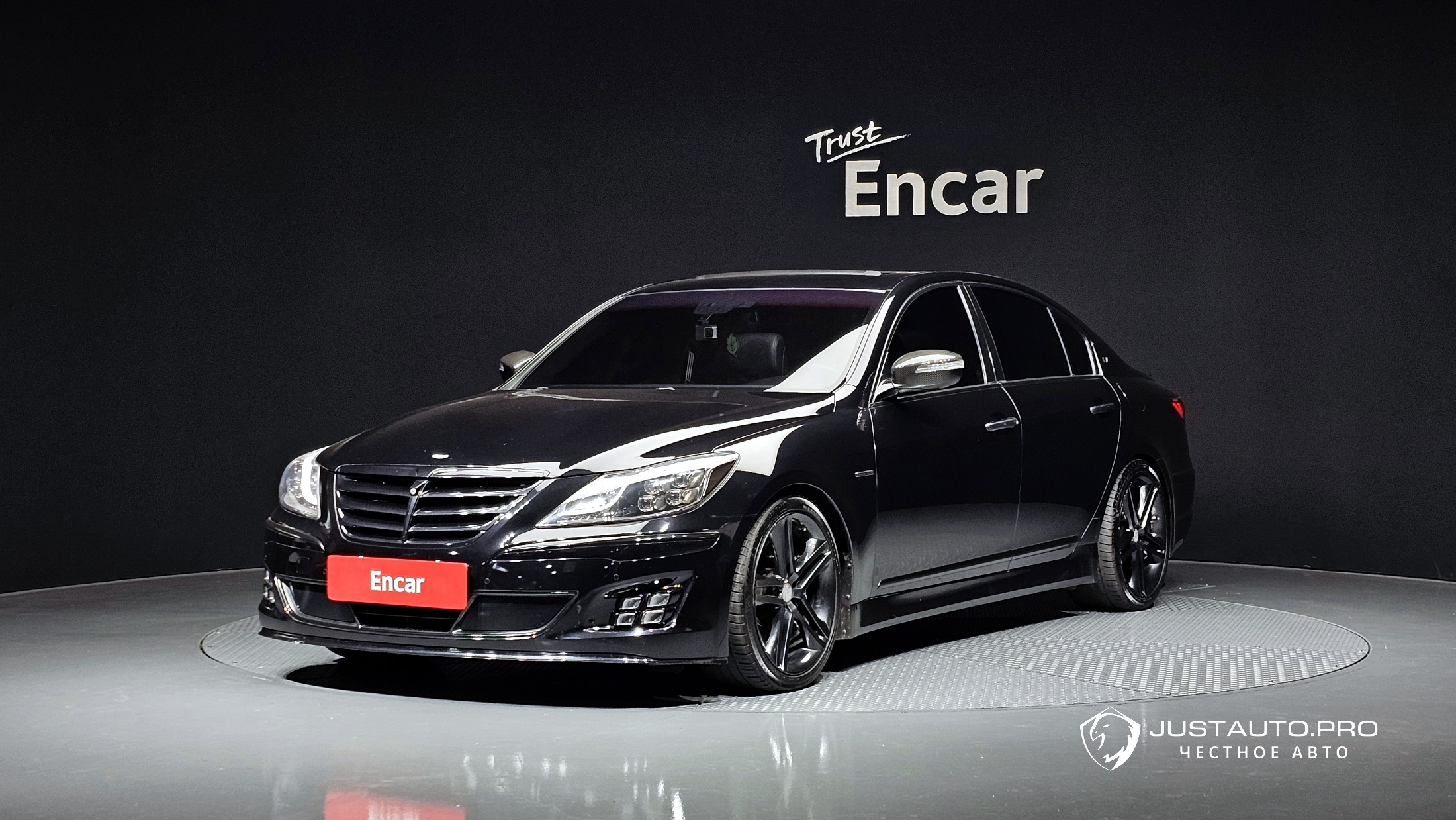 Автомобиль Hyundai Genesis