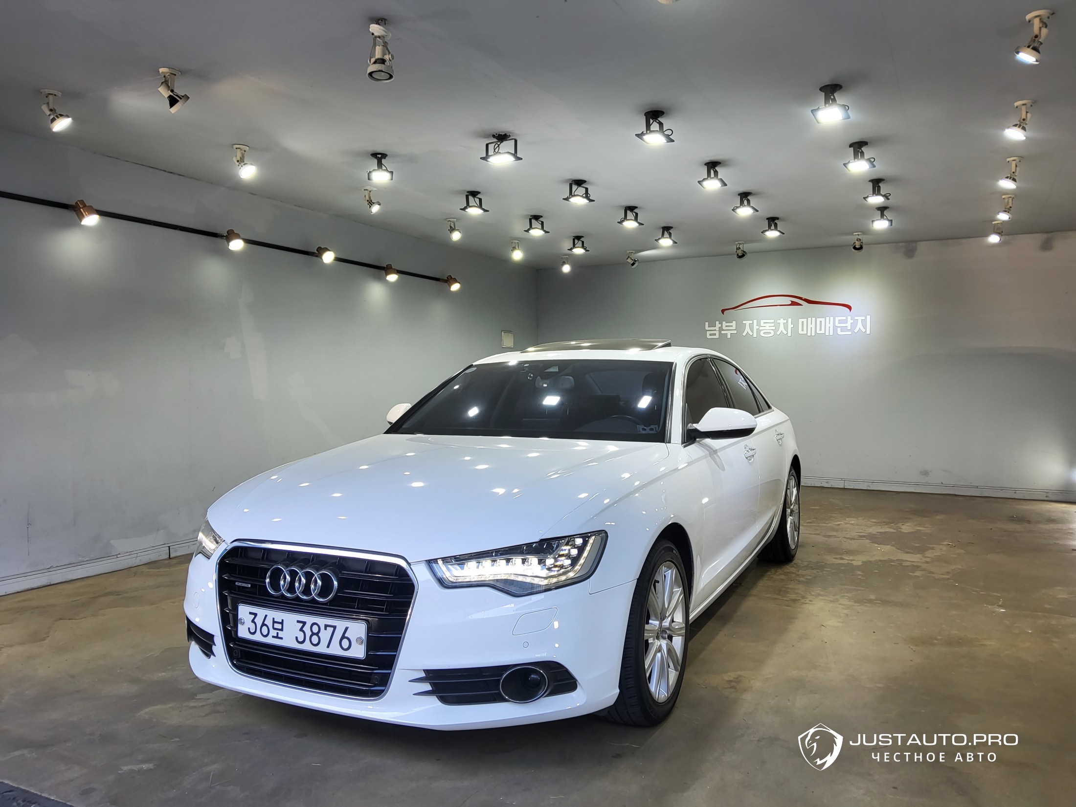 Автомобиль Audi A6