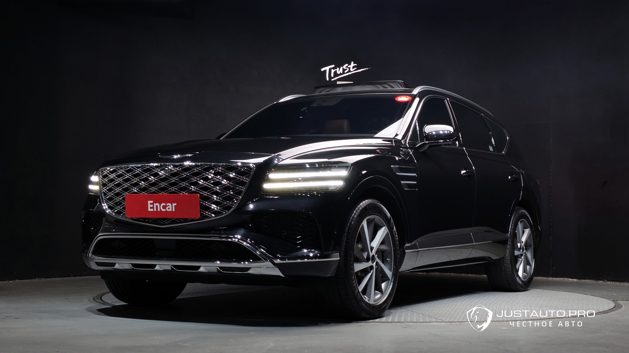 Автомобиль Genesis GV80