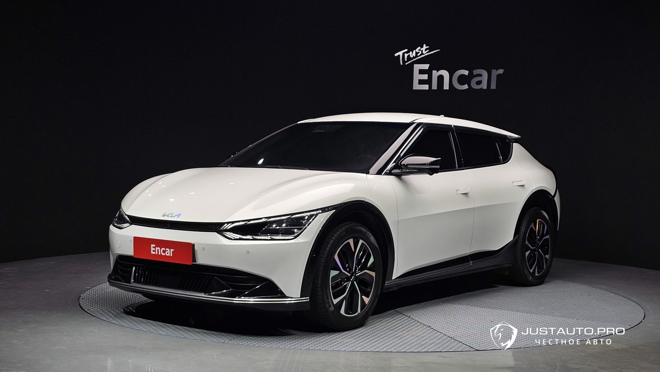 Автомобиль Kia EV6