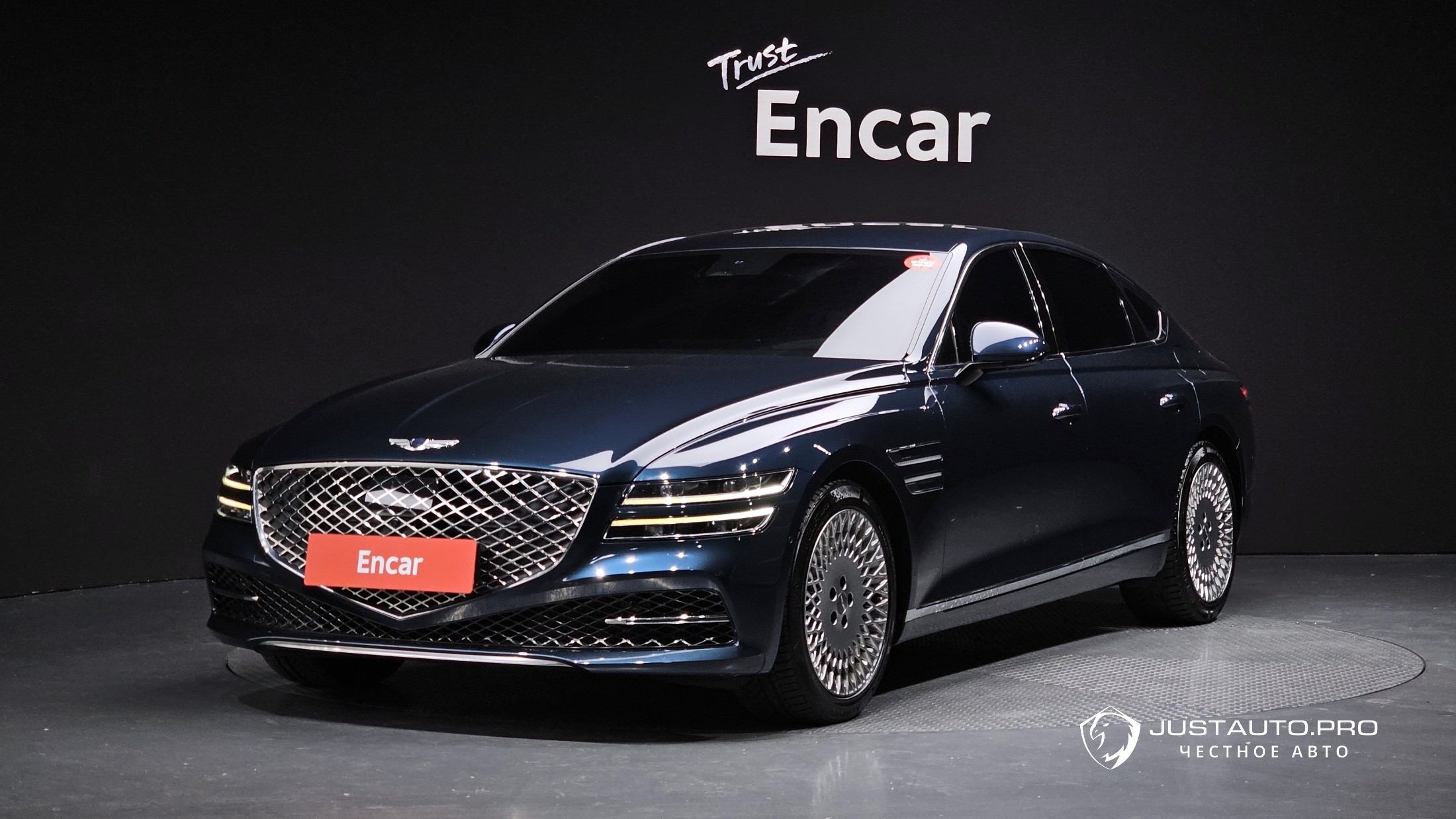 Автомобиль Genesis G80