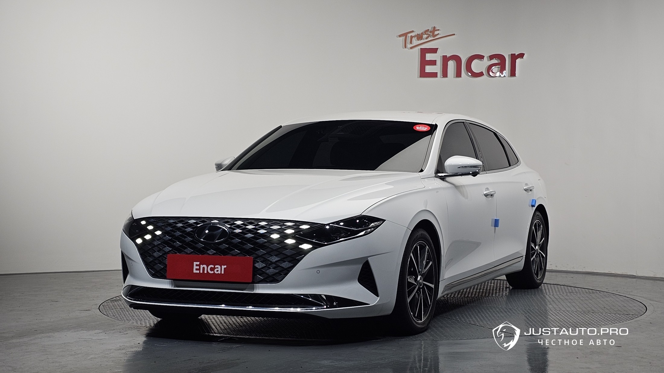 Автомобиль Hyundai Grandeur