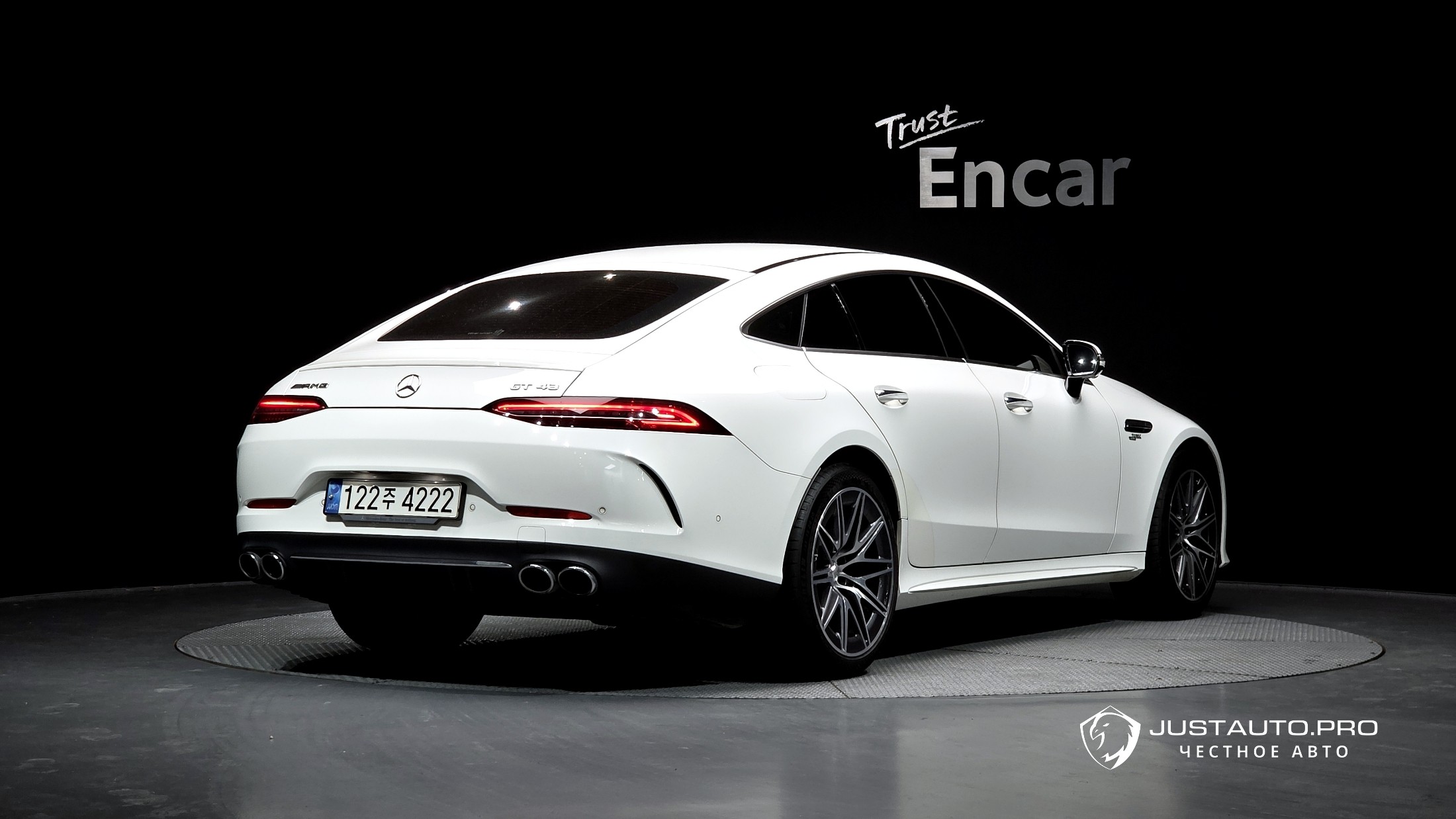 Автомобиль Mercedes-Benz AMG GT