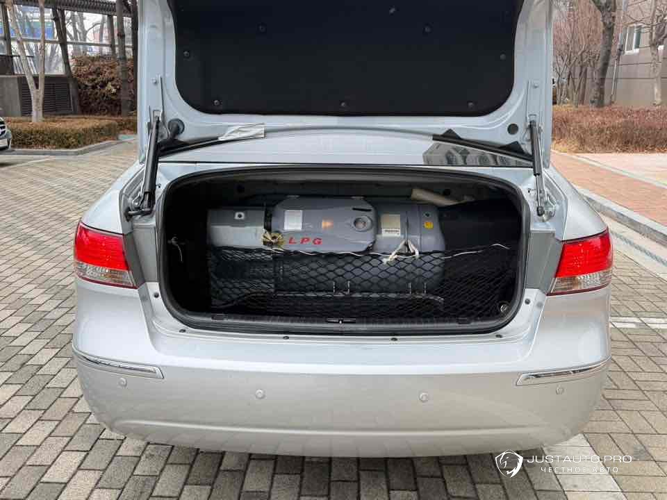 Автомобиль Hyundai Sonata