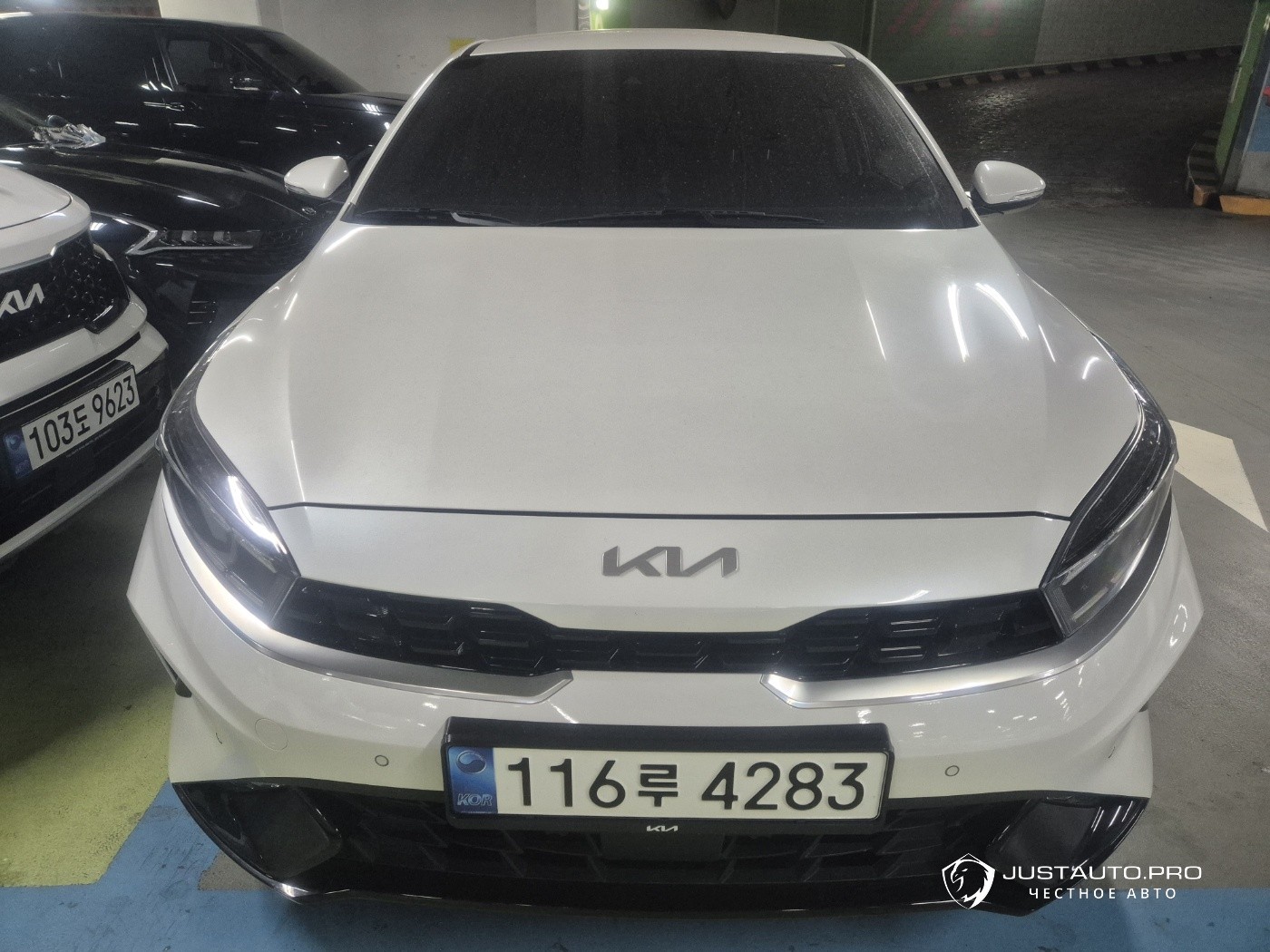 Автомобиль Kia K3