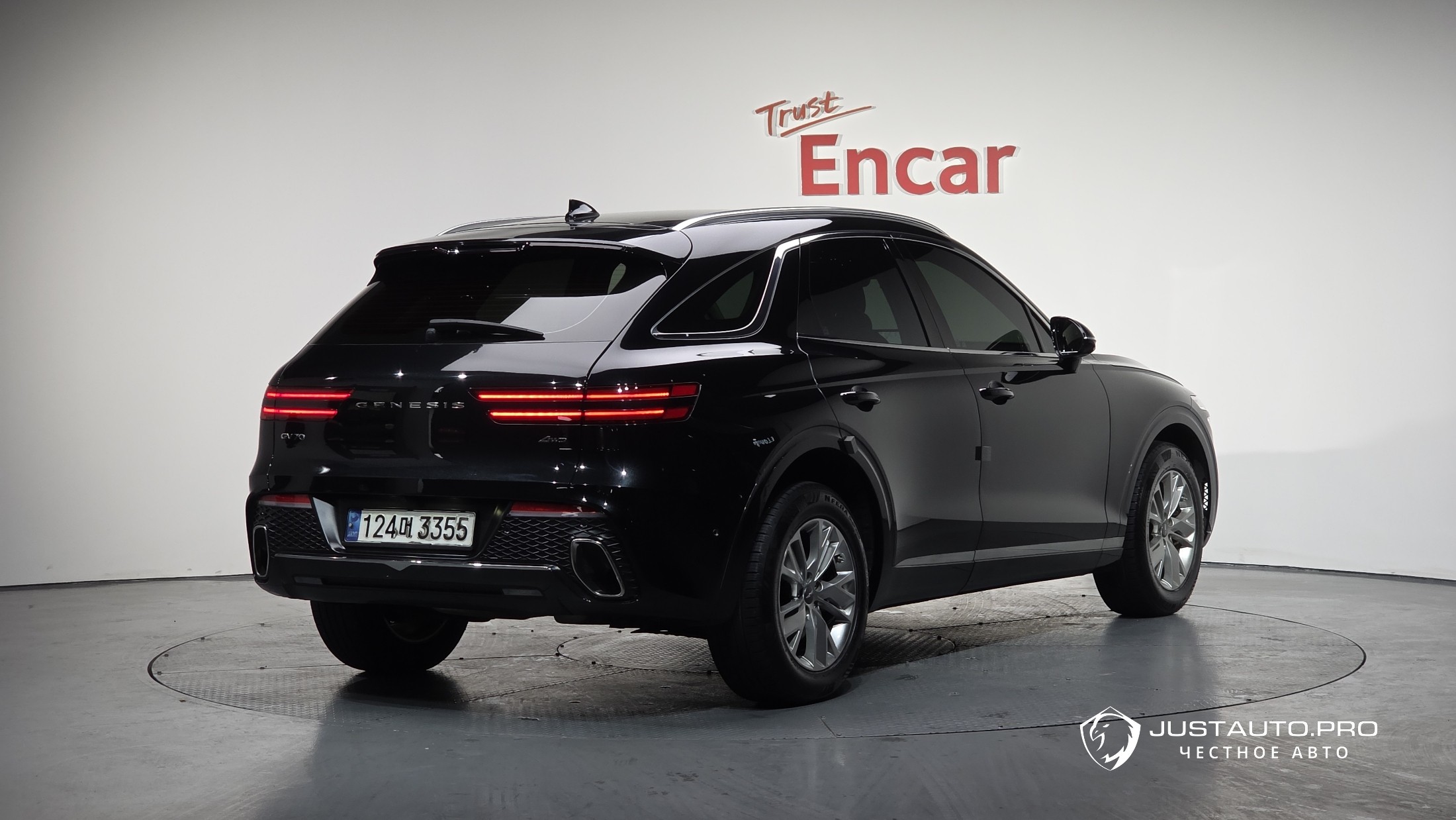 Автомобиль Genesis GV70