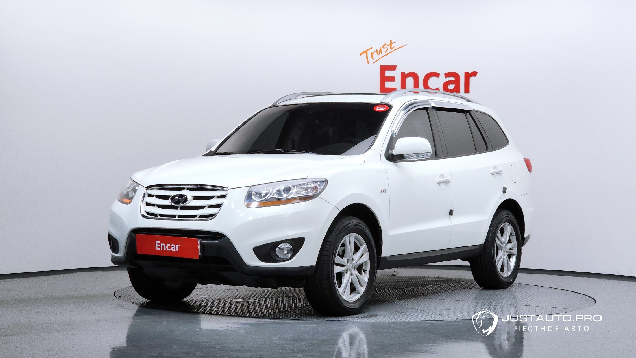 Автомобиль Hyundai Santafe