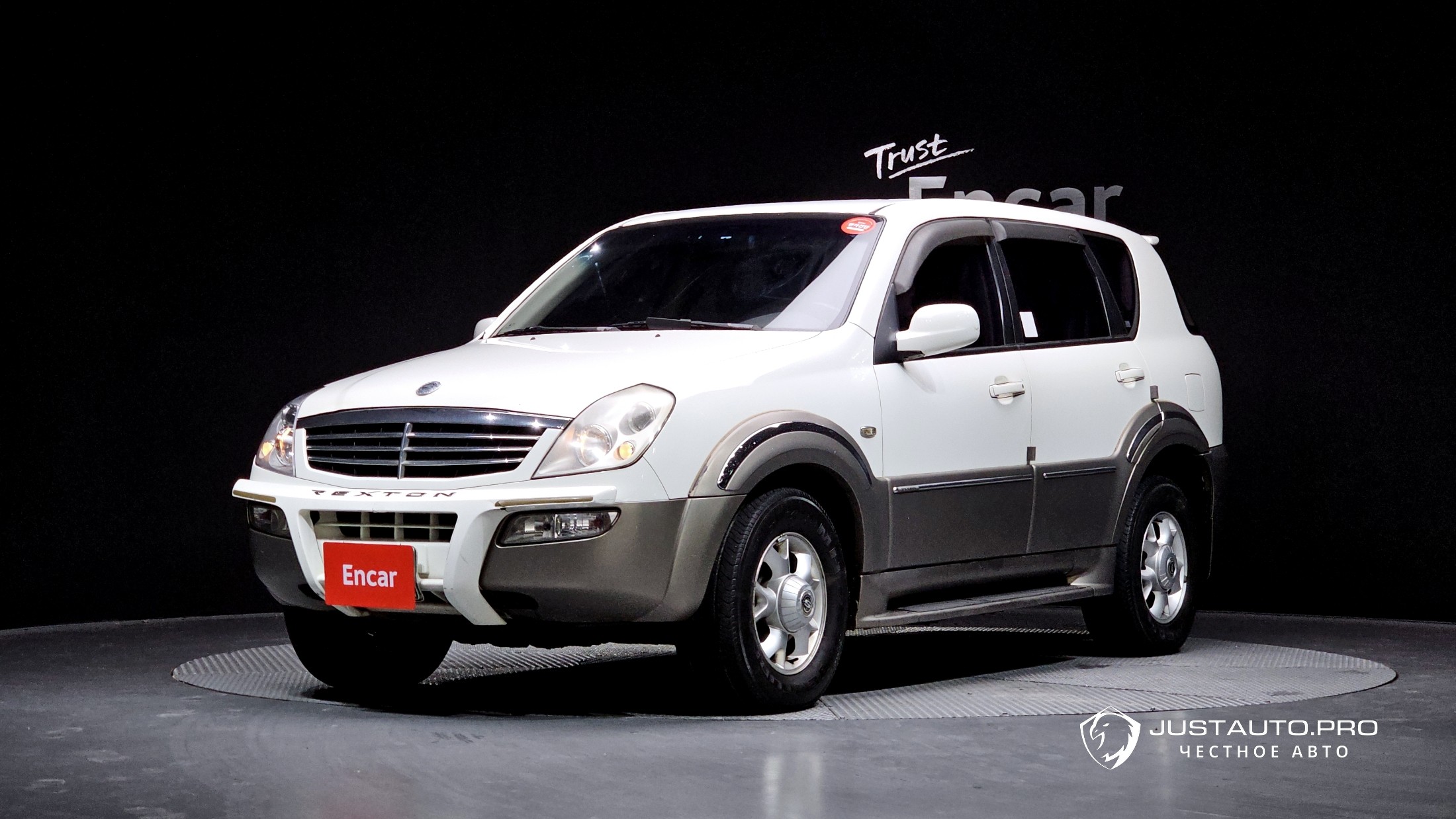 Автомобиль KG_Mobility_Ssangyong Rexton