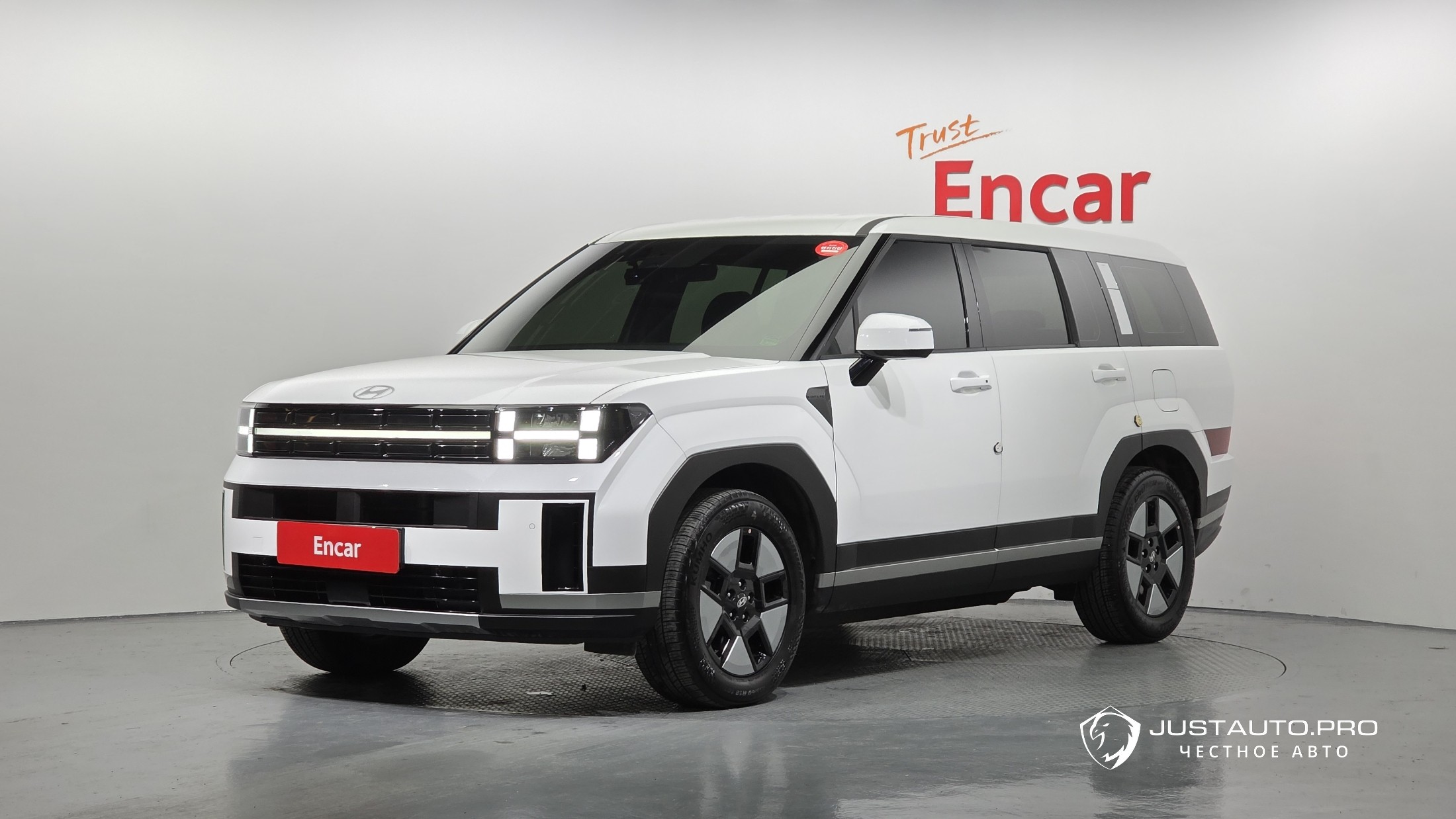 Автомобиль Hyundai Santafe