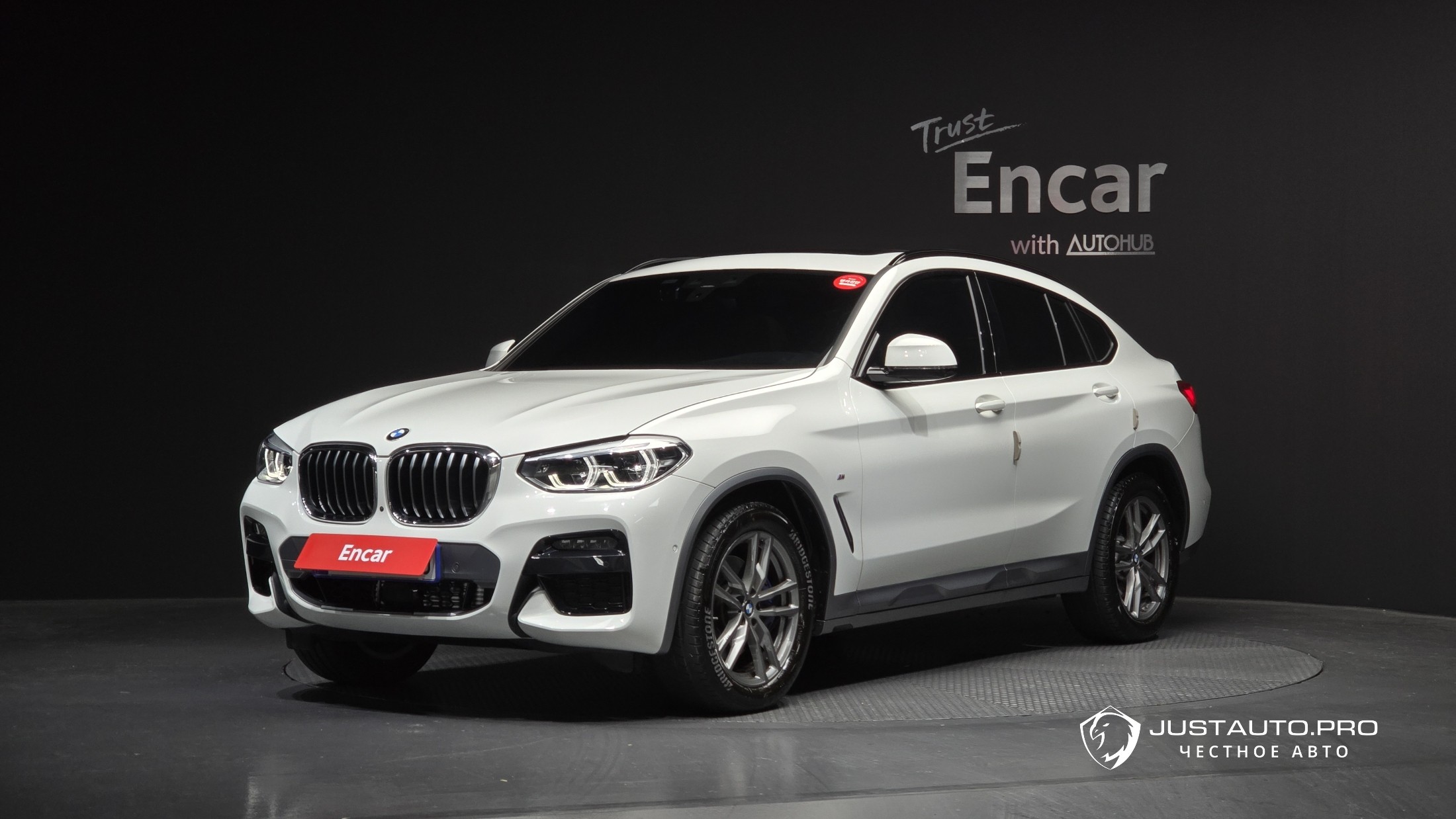 Автомобиль BMW X4