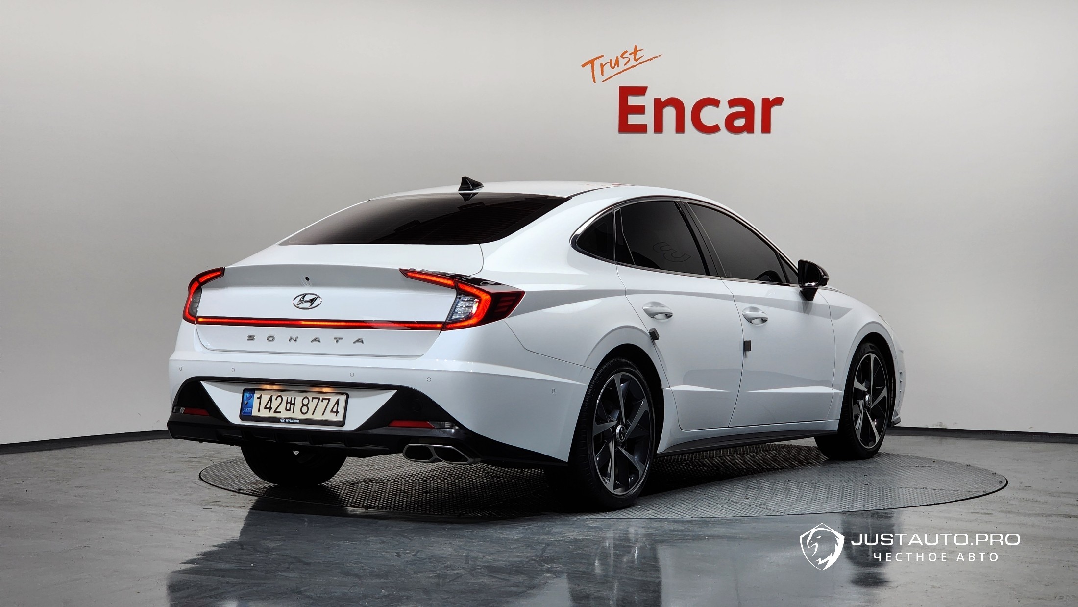 Автомобиль Hyundai Sonata