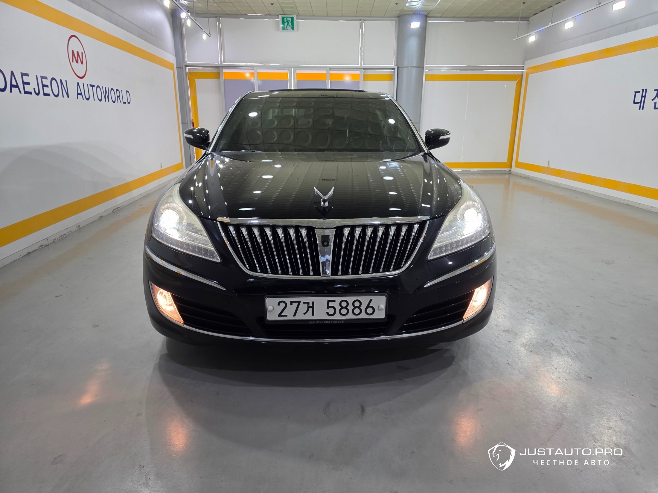 Автомобиль Hyundai Equus