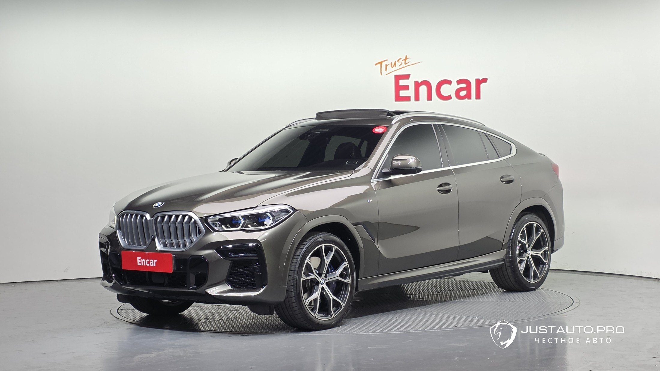 Автомобиль BMW X6