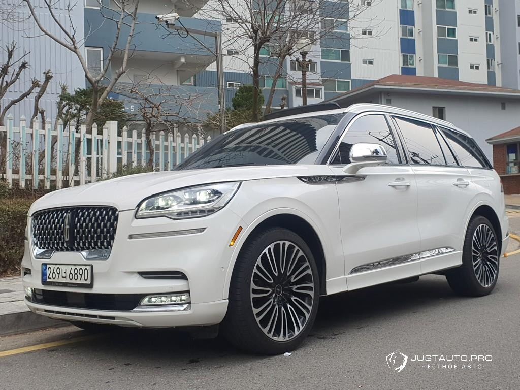 Автомобиль Lincoln Aviator