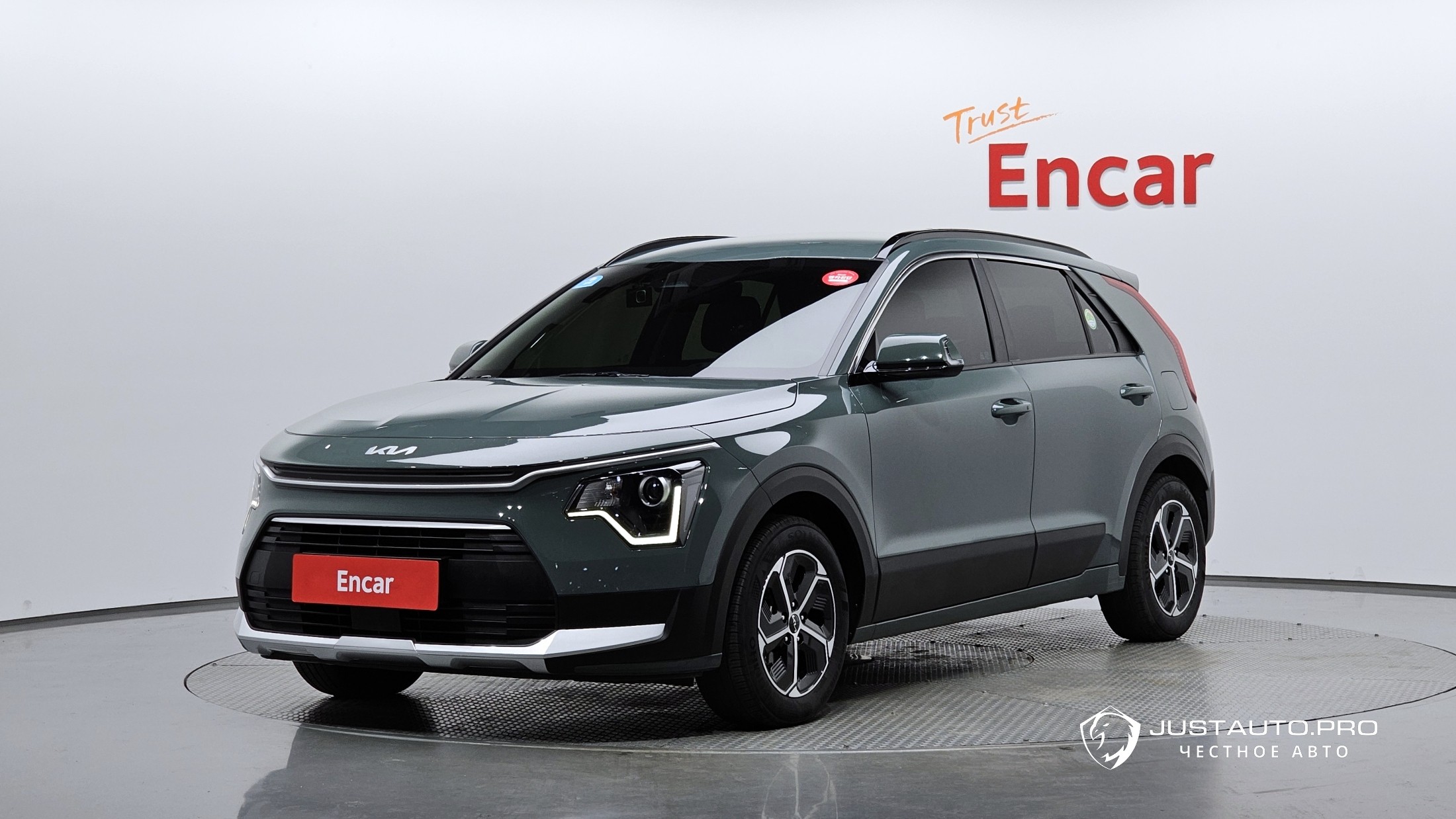 Автомобиль Kia Niro