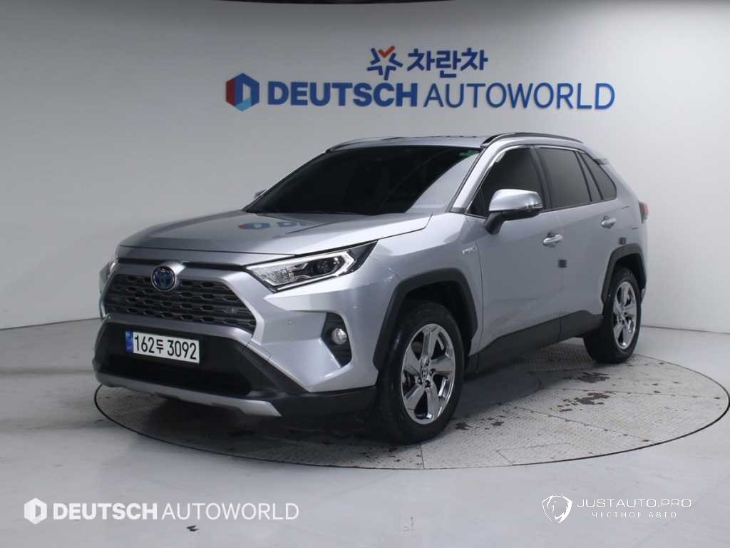 Автомобиль Toyota RAV4