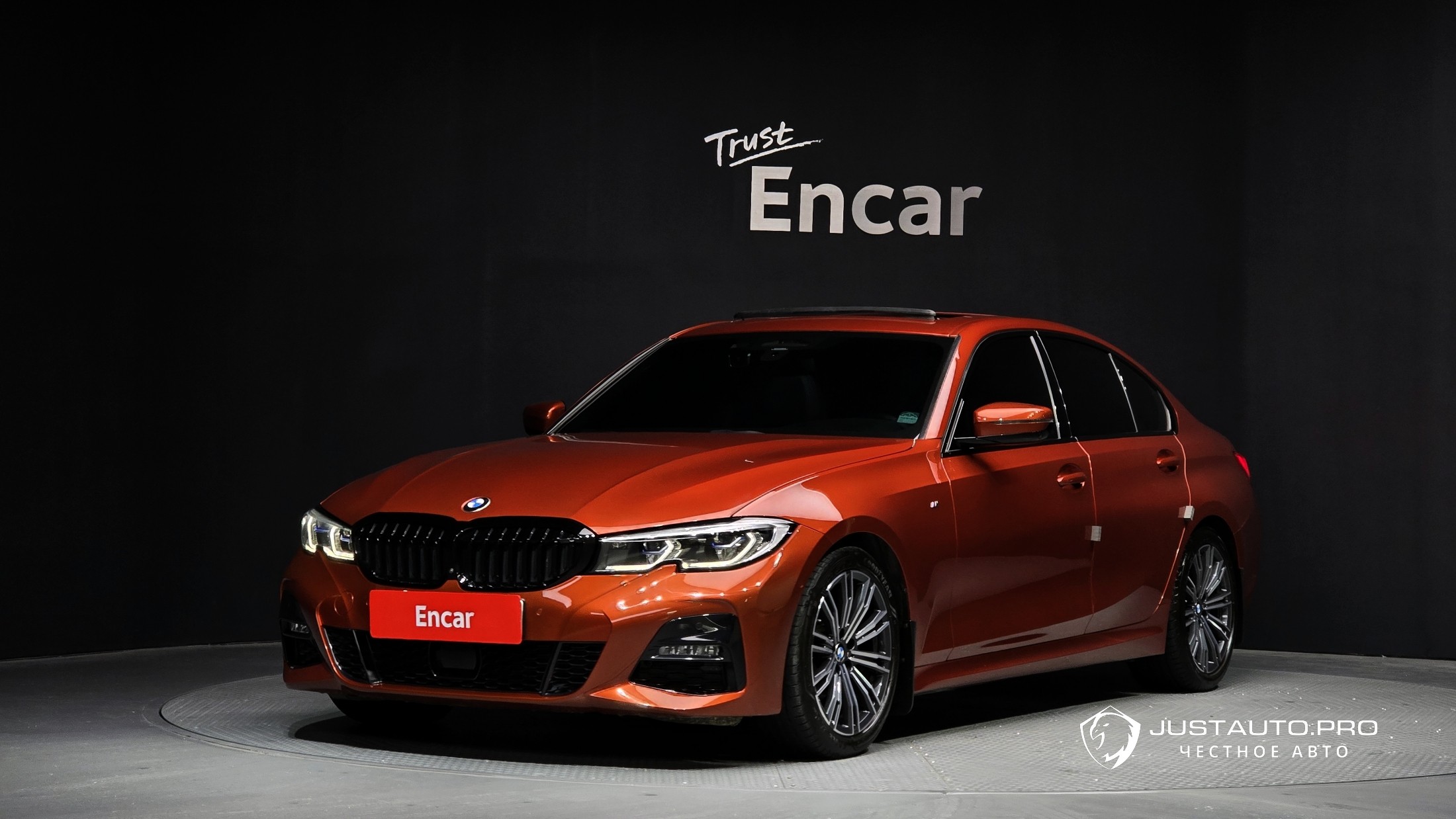 Автомобиль BMW 3-Series