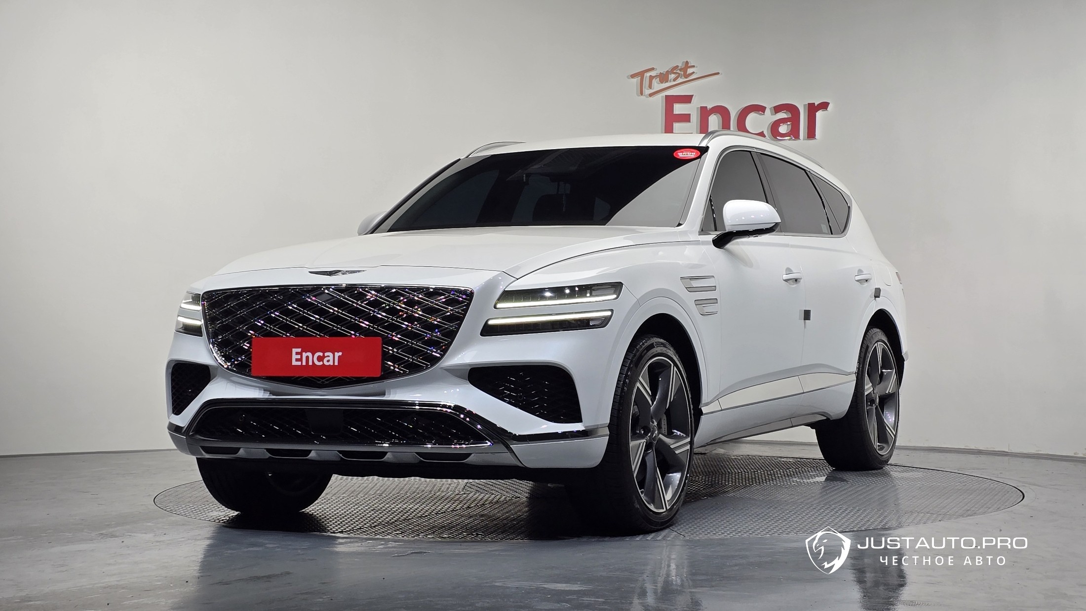 Автомобиль Genesis GV80