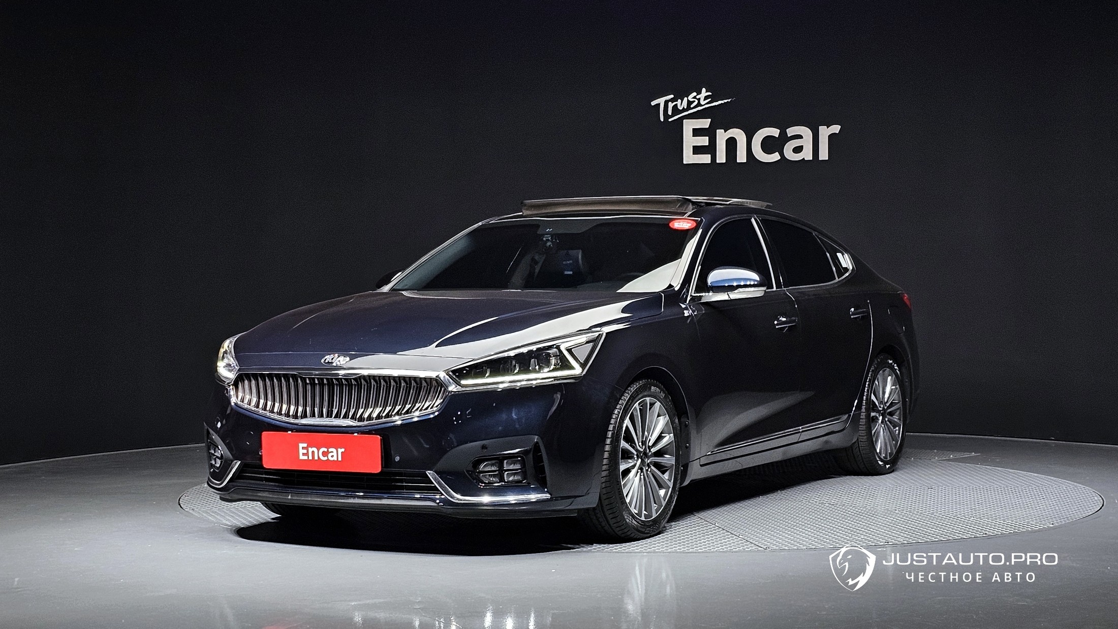 Автомобиль Kia K7