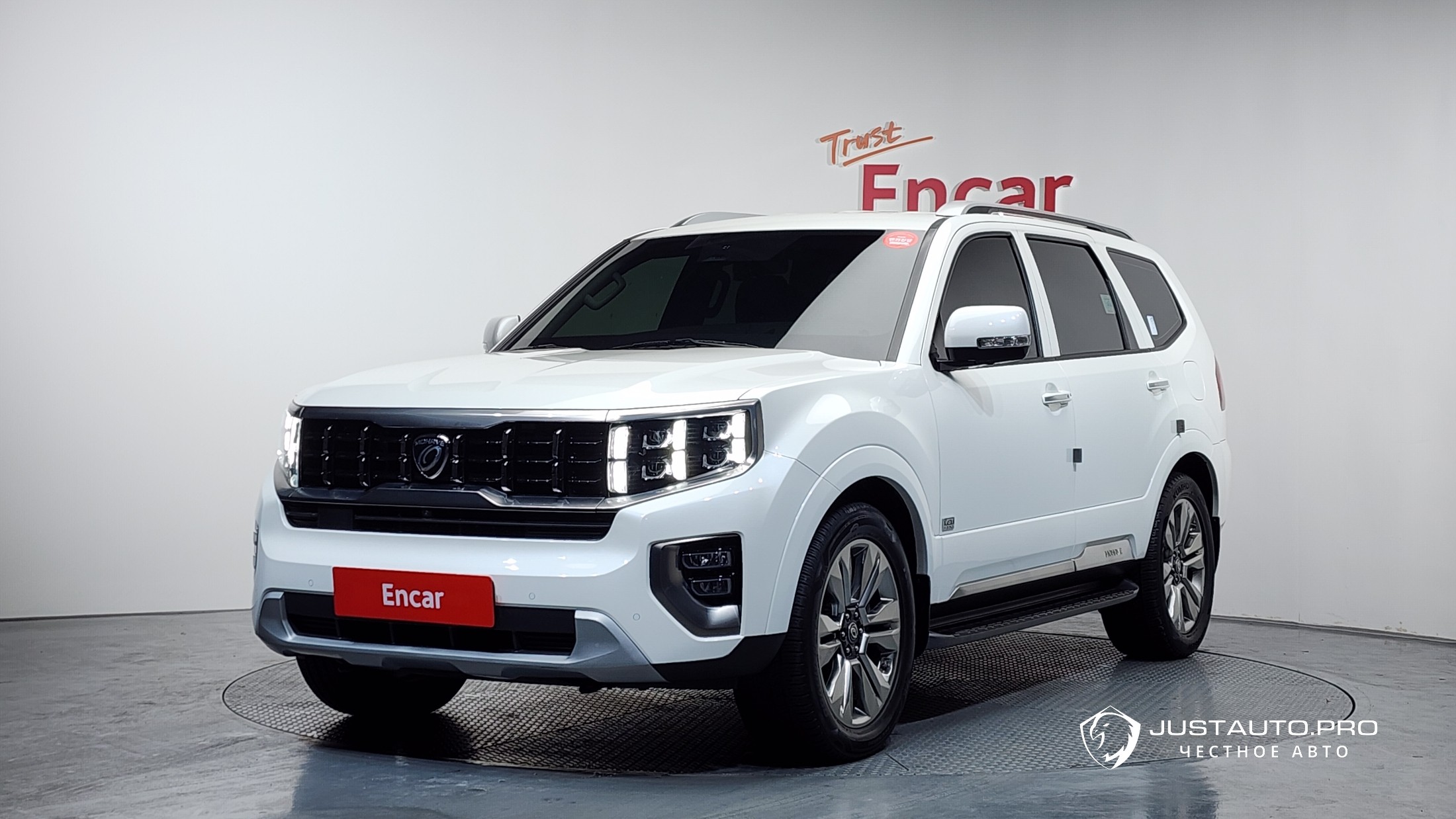 Автомобиль Kia Mohave