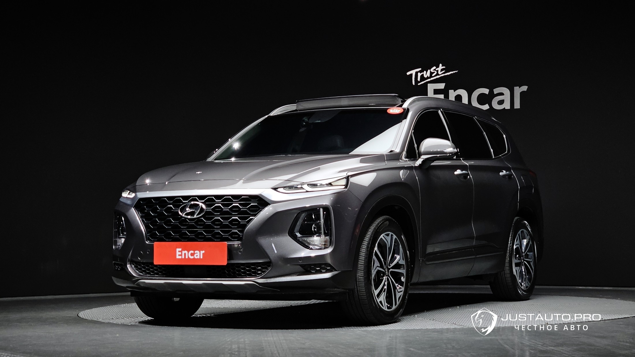 Автомобиль Hyundai Santafe