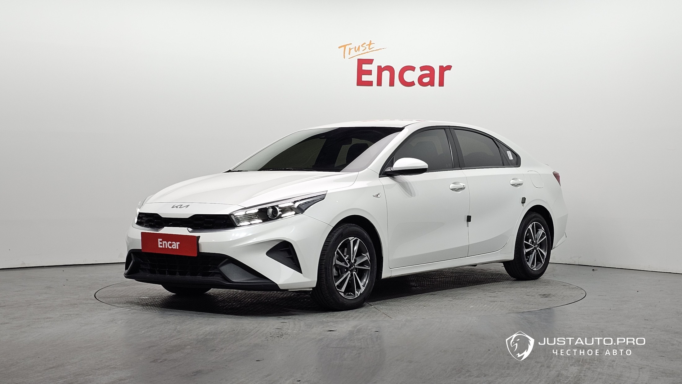 Автомобиль Kia K3